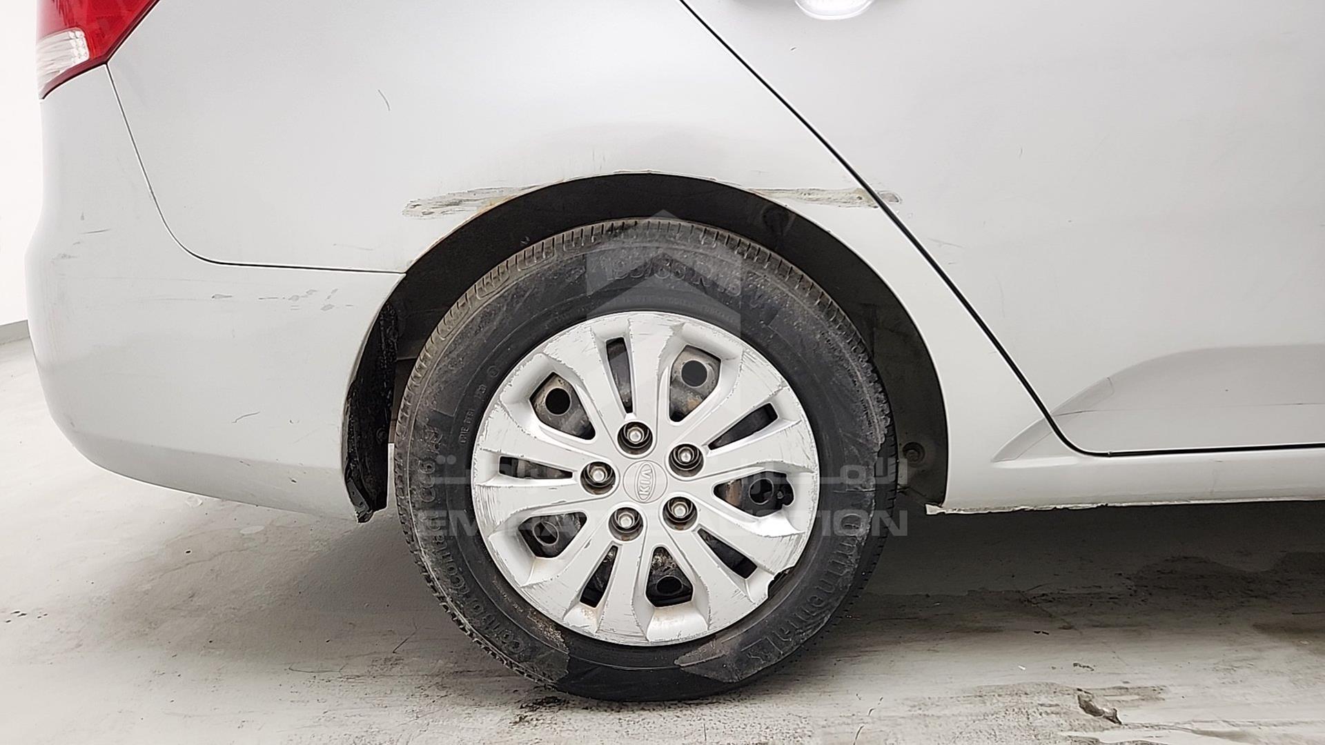 2012 KIA CERATO VIN: KNAFU411BC5962272