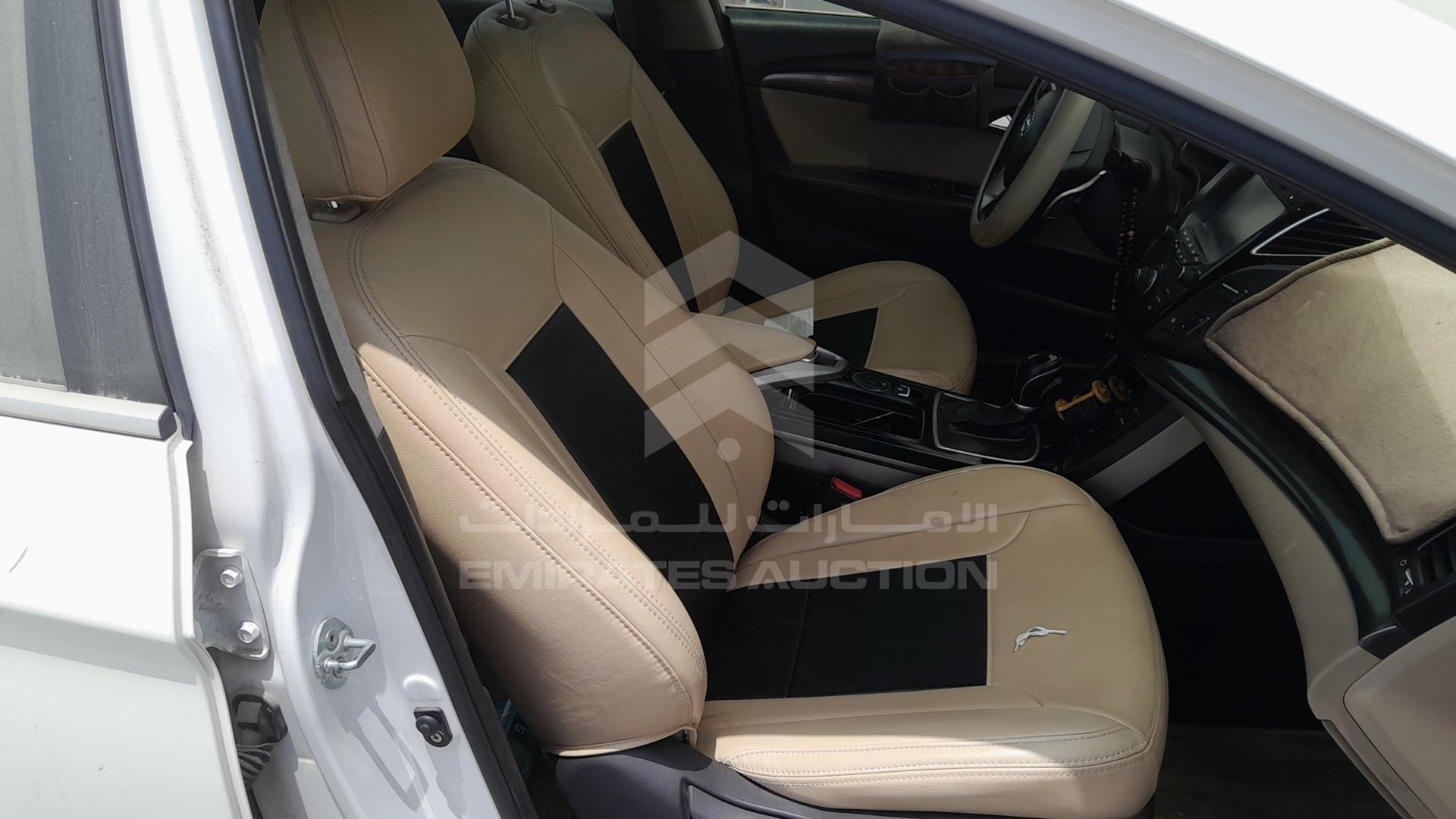 2014 HYUNDAI I40 VIN: KMHLC81C3EU063018