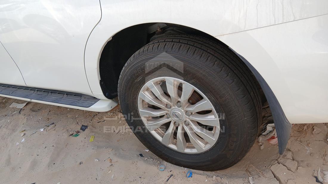 نيسان باترول 2019 — الإطار الخلفي الأيسر — صورة 33
