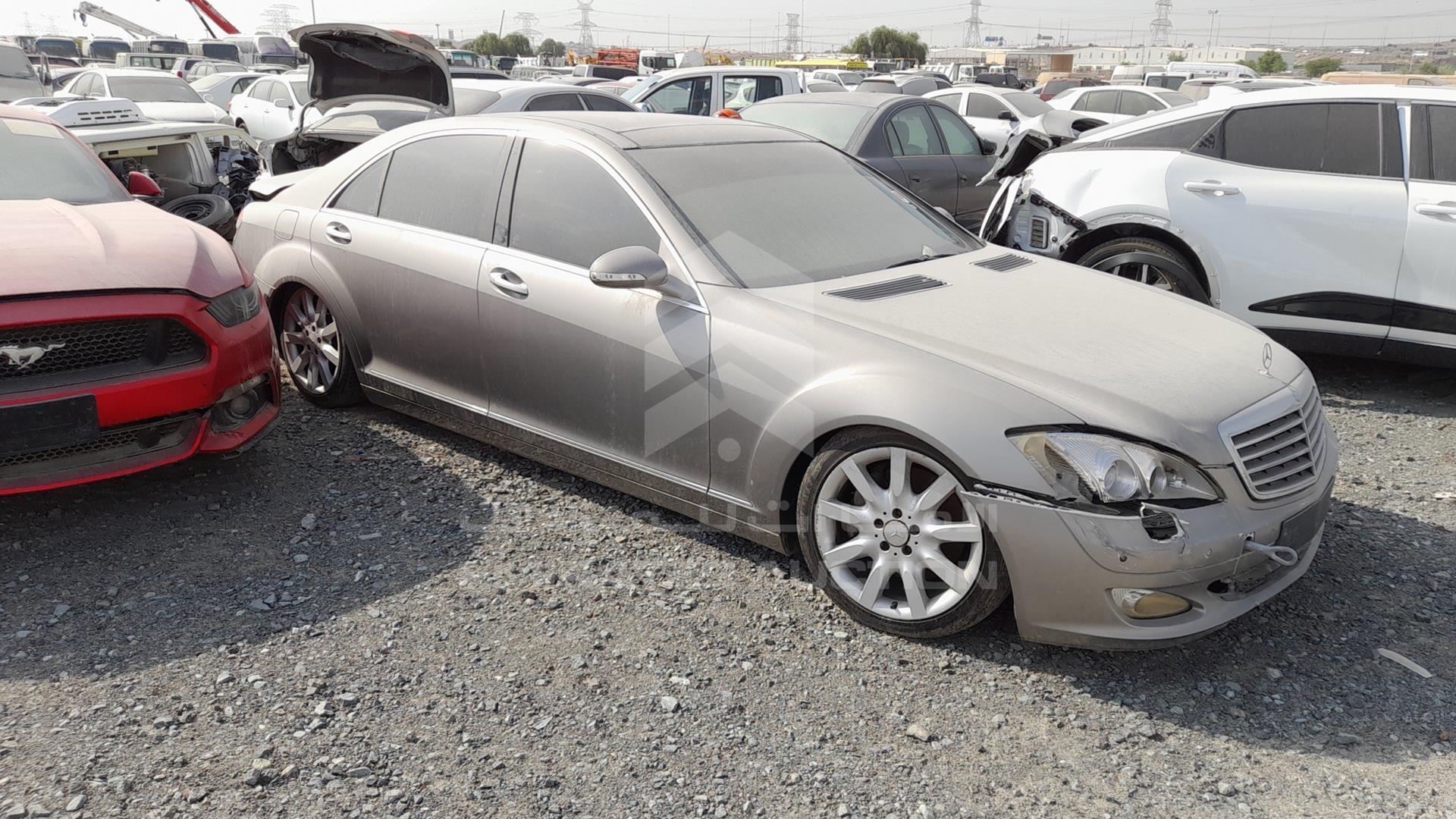 2009 MERCEDES S 350 VIN: WDDNG56X19A272363