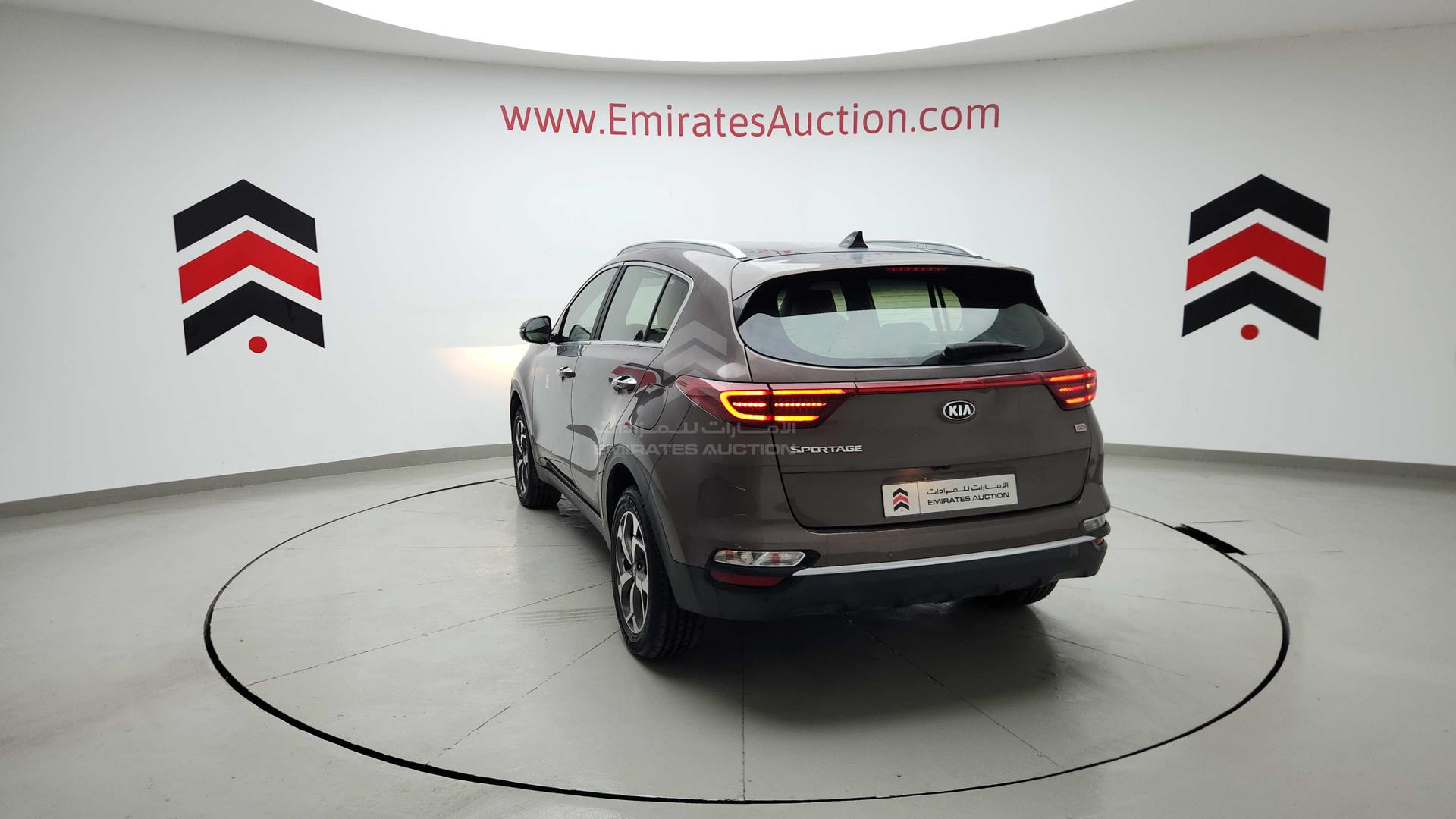 2020 KIA SPORTAGE VIN: U5YPH8141LL777526