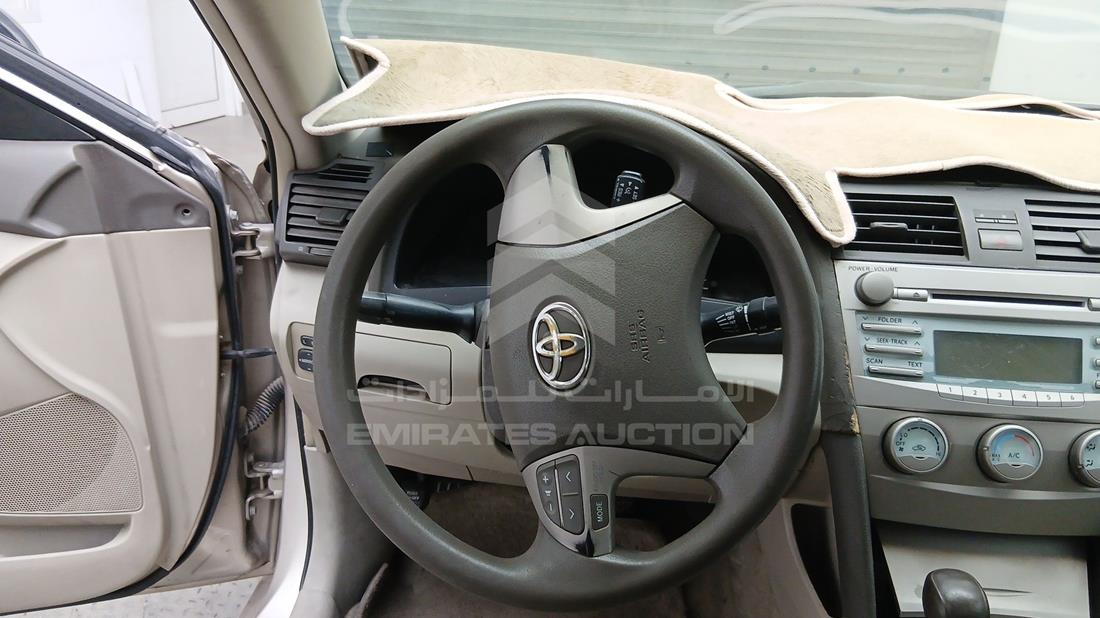 2007 Toyota Camry — Steering & Mounted Controls — Photo 14