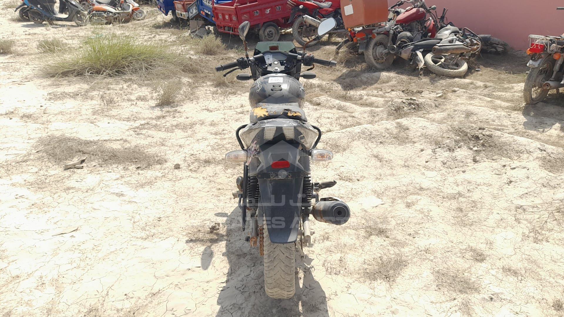 2014 BAJAJ 180 CC VIN: MD2A12DZ1ECK57707