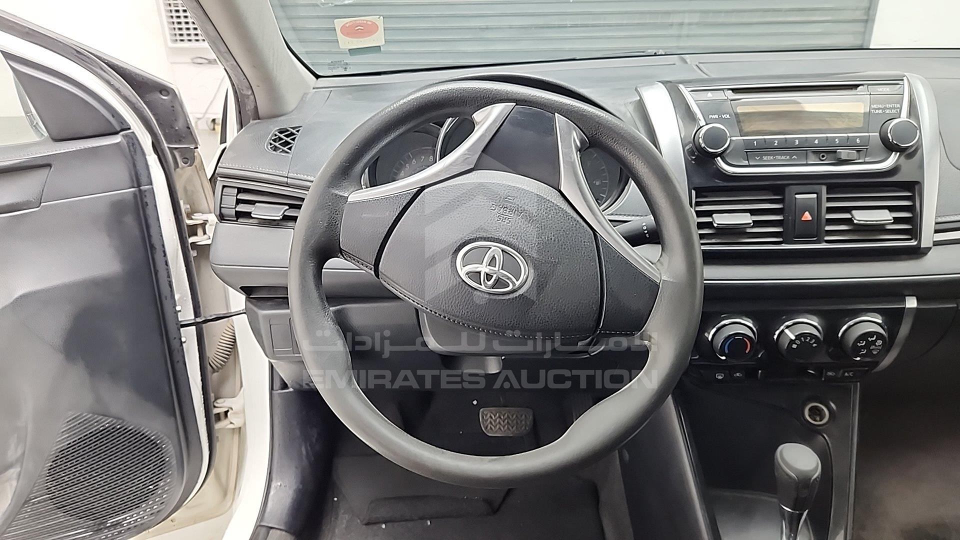 2015 TOYOTA YARIS VIN: MR2BT9F37F1123957