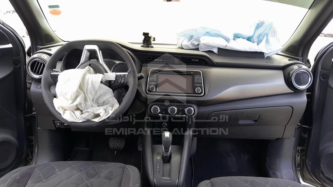 نيسان كيكس 2020 — زاوية الواجهة الكاملة — صورة 15