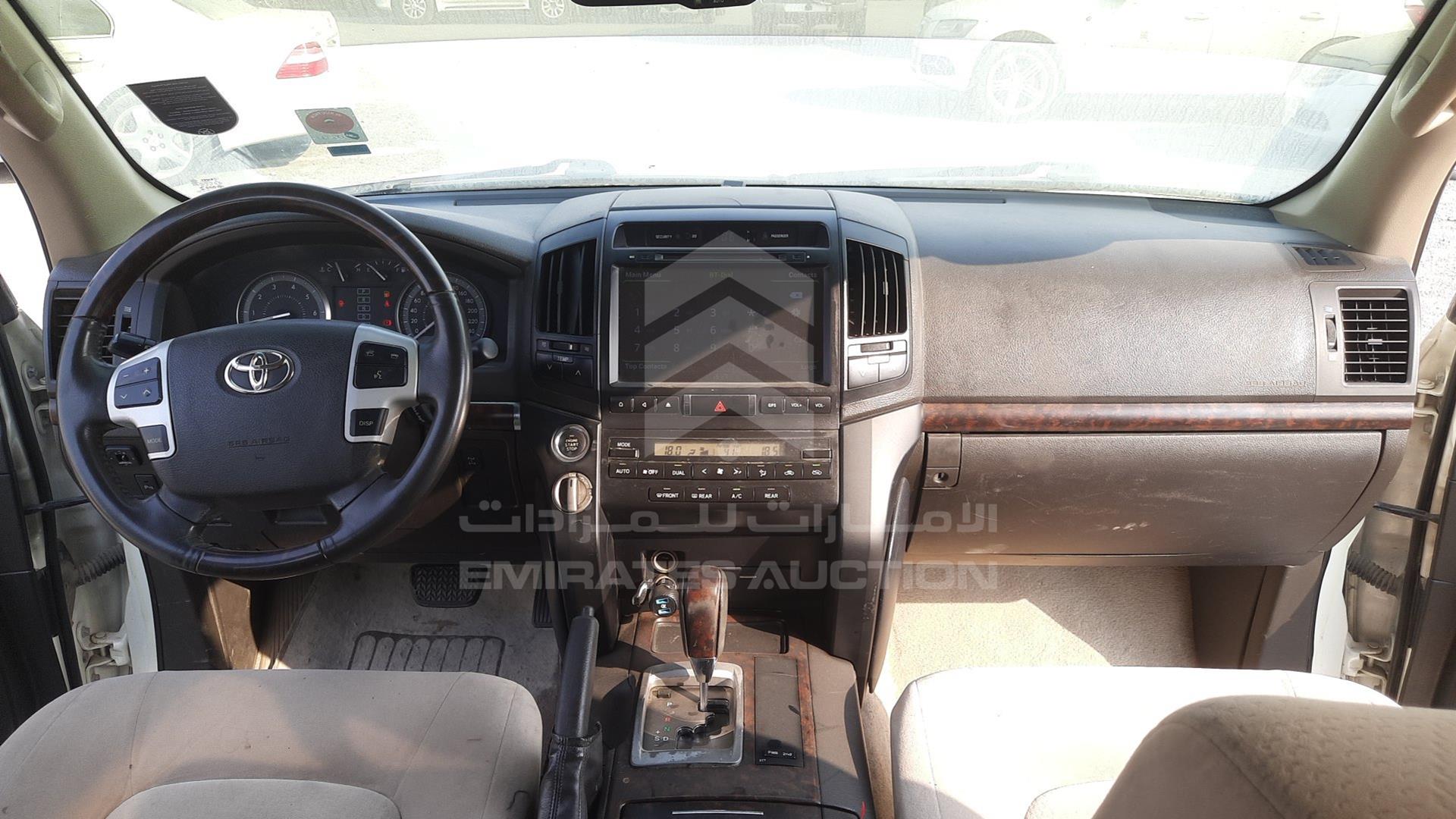 2011 TOYOTA LAND CRUISER VIN: JTMHU09J5B4036555
