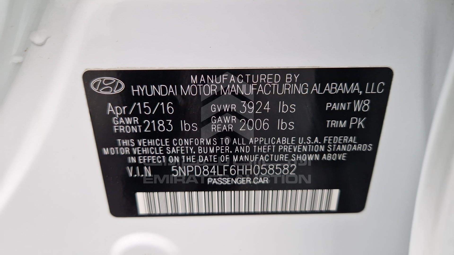 2017 HYUNDAI ELANTRA VIN: 5NPD84LF6HH058582