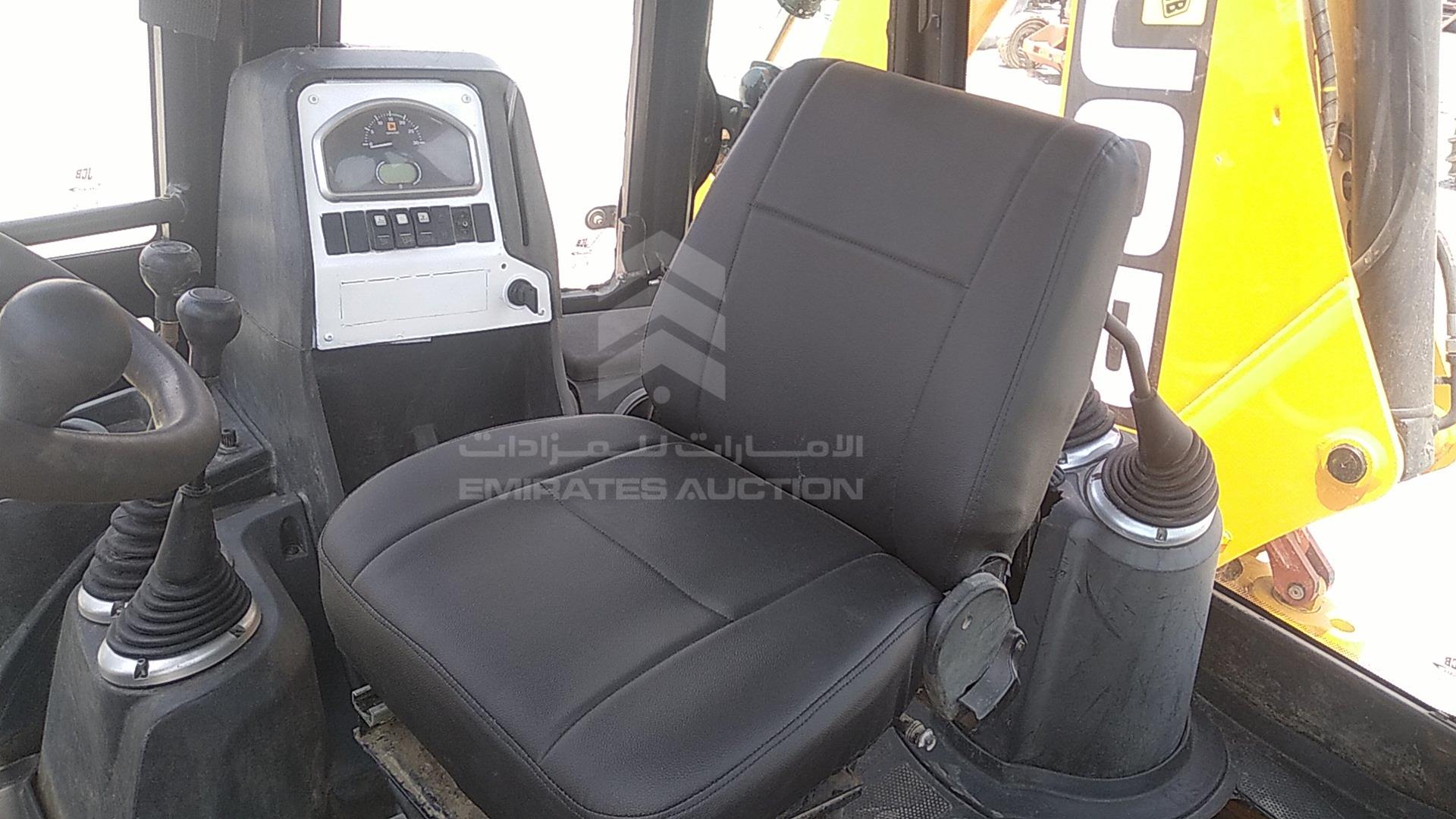 2017 JCB 3DX VIN: HAR3DXSUH01489831