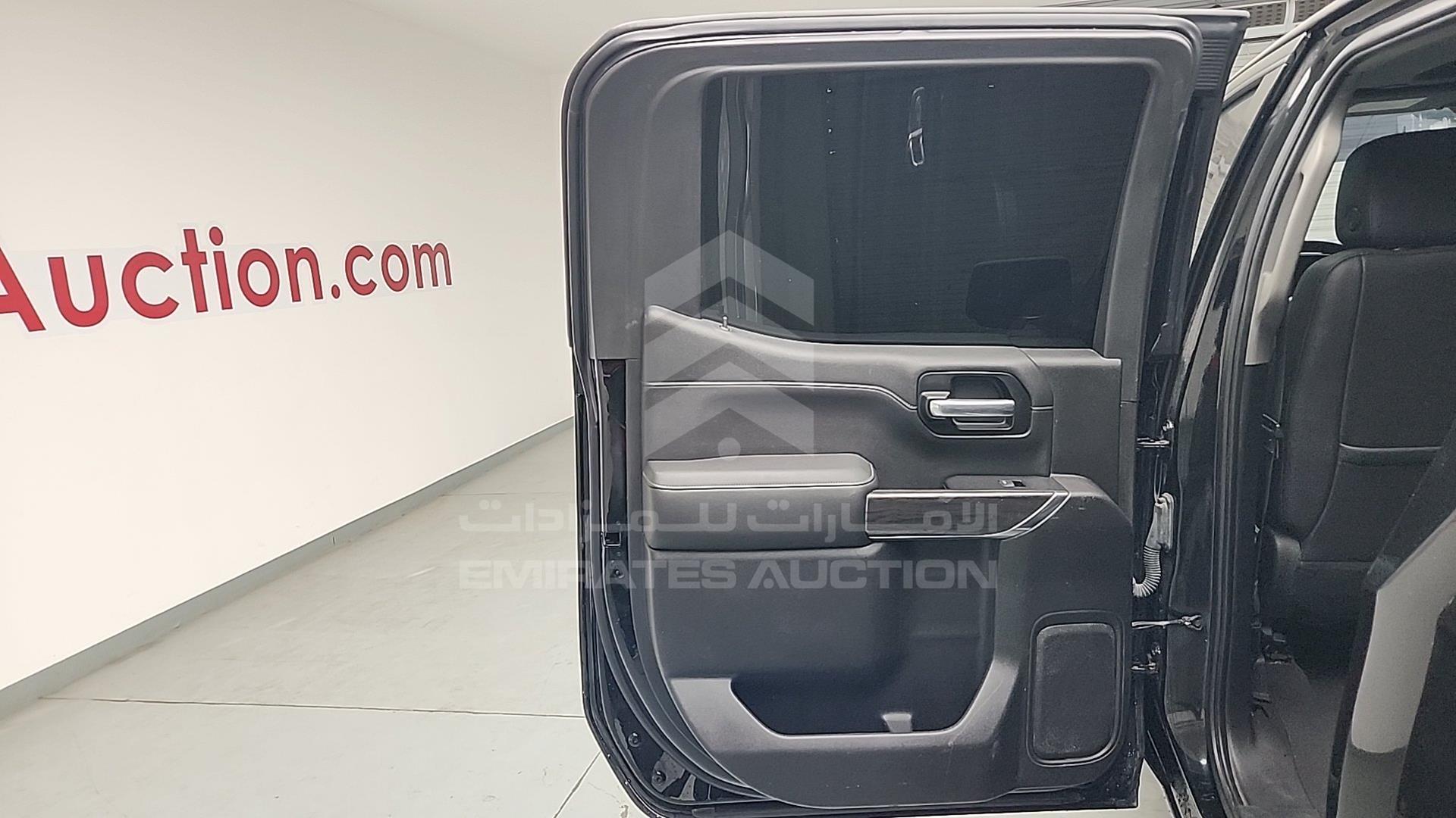 2019 CHEVROLET SILVERADO VIN: 3GCUYGED9KG132784