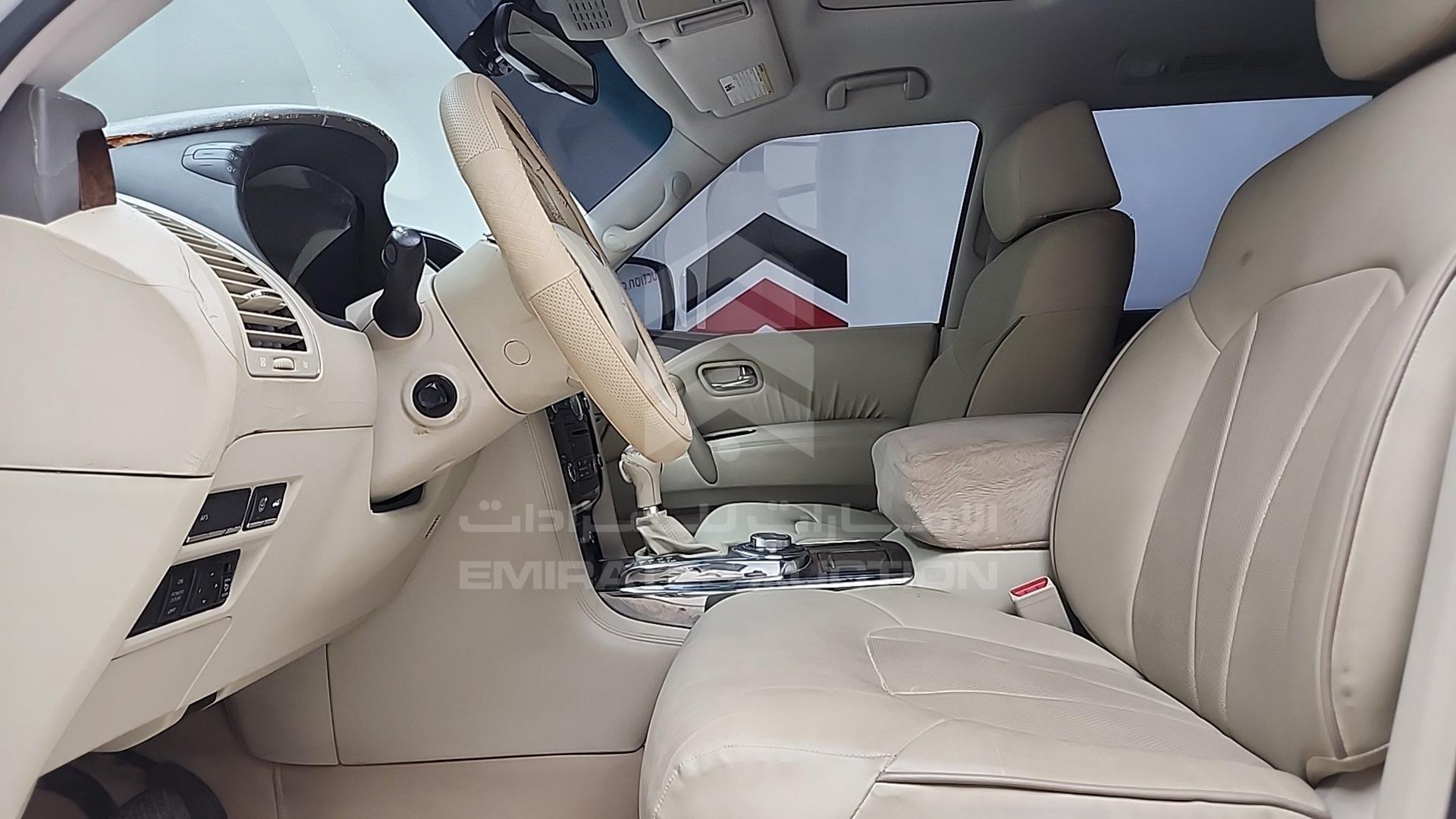 2011 INFINITI QX56 VIN: JNRAZ25Y9B9000789