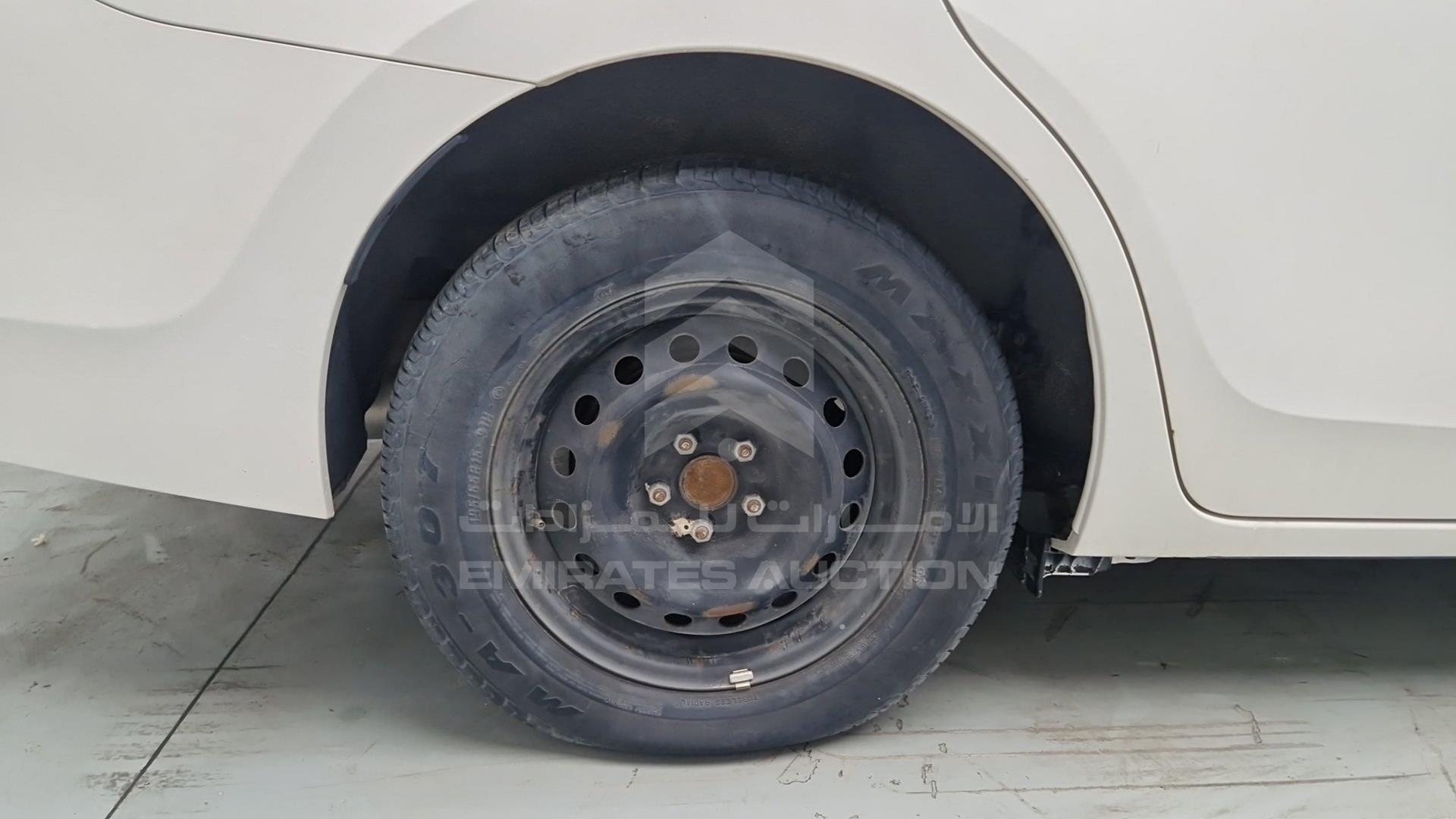 2015 TOYOTA COROLLA VIN: RKLBB9HE9F5074328
