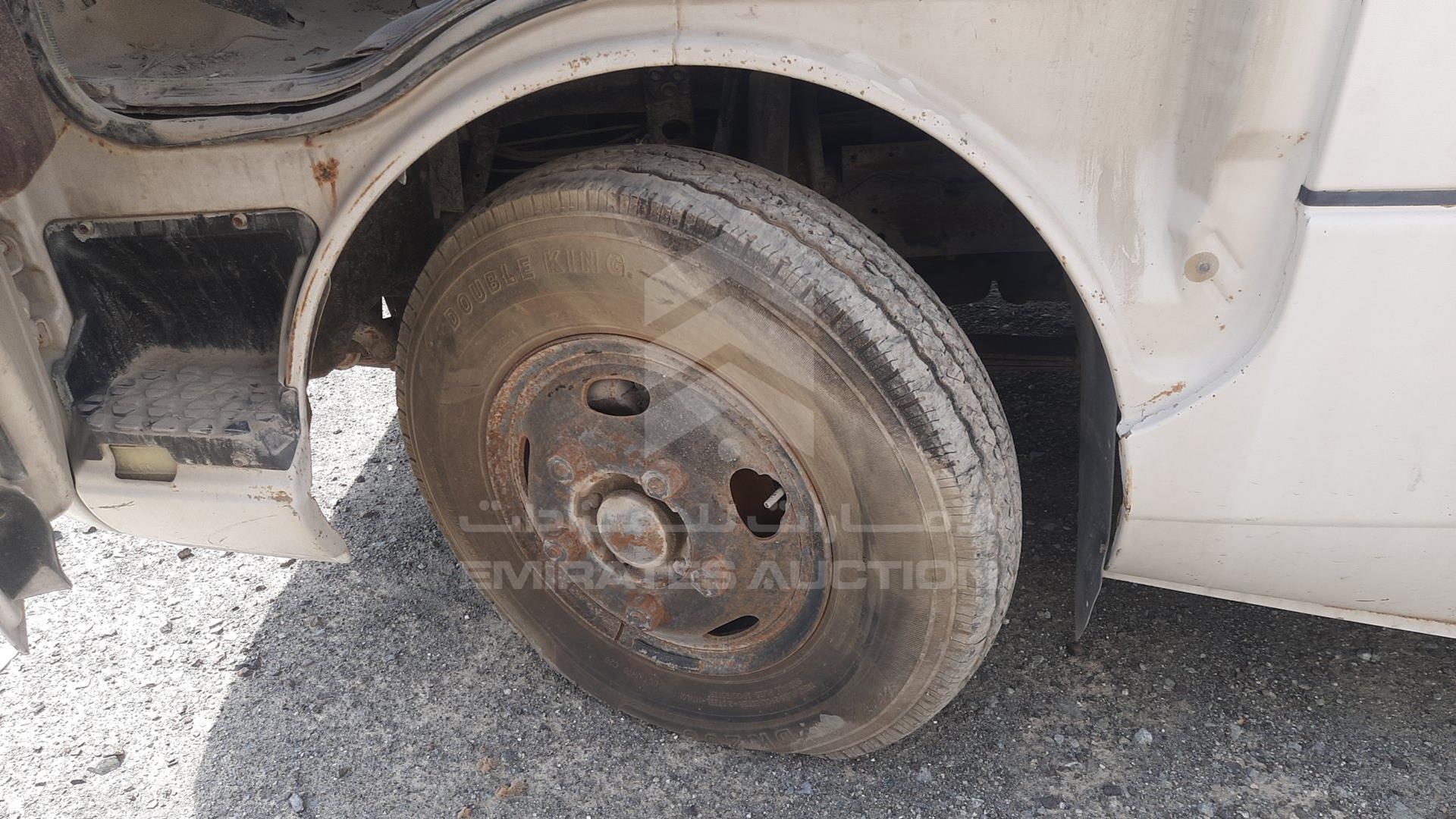 2003 MITSUBISHI ROSA VIN: JJ5B3J6P53PD00129