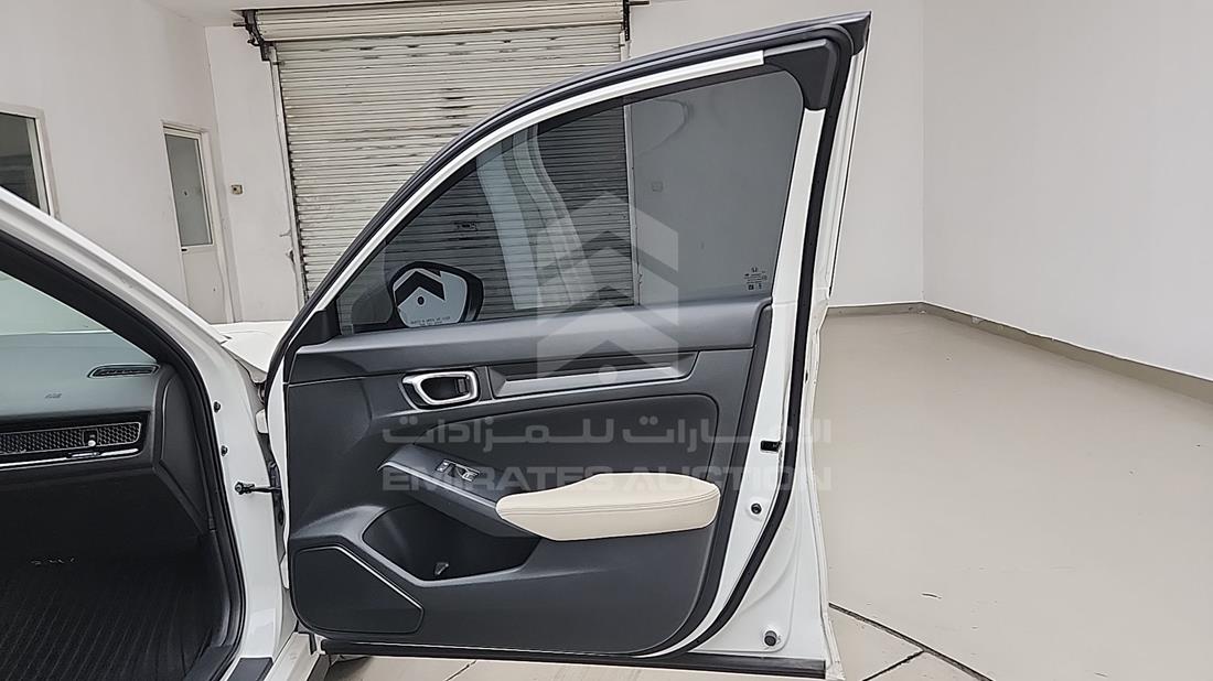 هوندا سيفيك 2024 — الباب الأمامي الأيمن — صورة 31