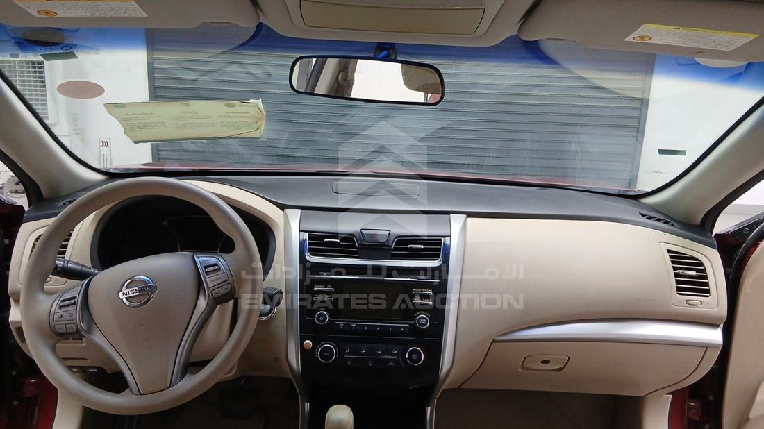 نيسان التيما 2014 — زاوية الواجهة الكاملة — صورة 20