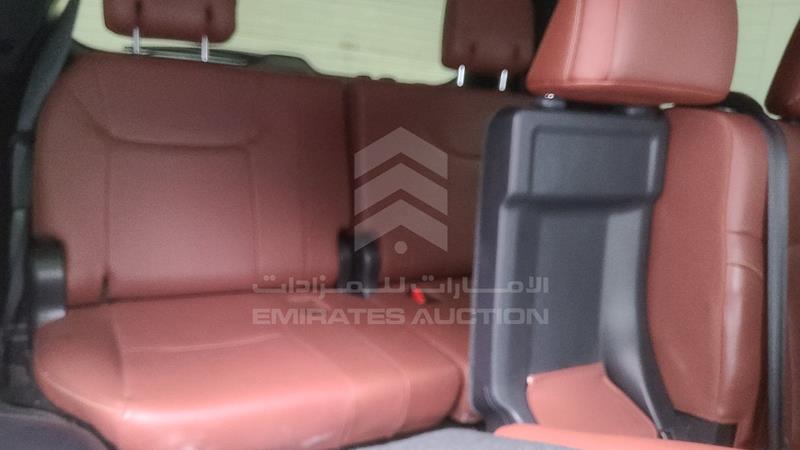 JTJHY00W1L4326058 Auction: EmiratesAuction Lot: 409451 JTJHY00W1L4326058 Lexus LX 570 2020 WHITE Photo 42