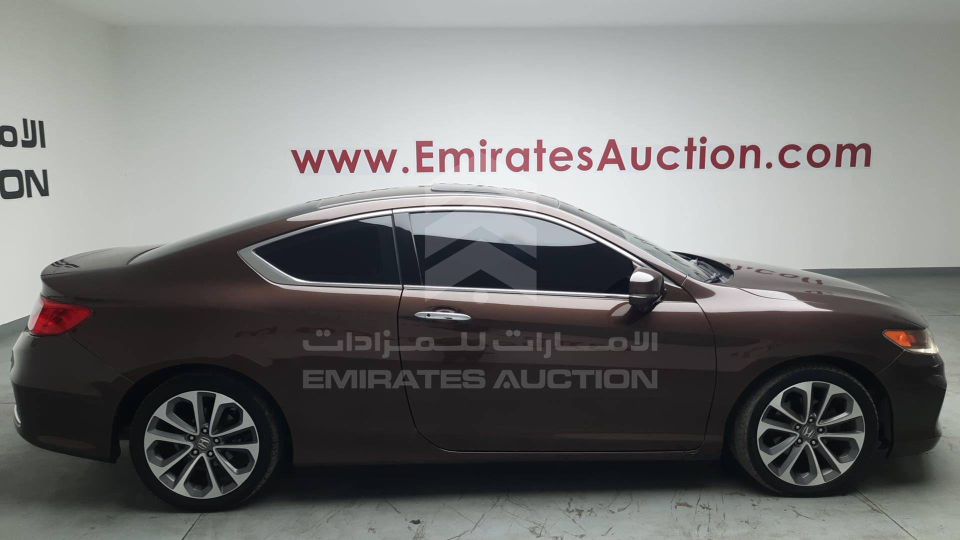 2013 HONDA ACCORD VIN: 1HGCT2275DA600184
