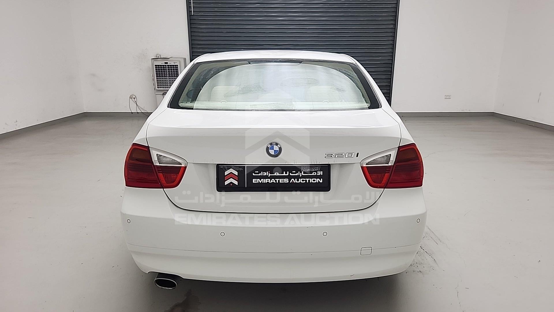 2008 BMW 320I VIN: WBAVG71078A402335