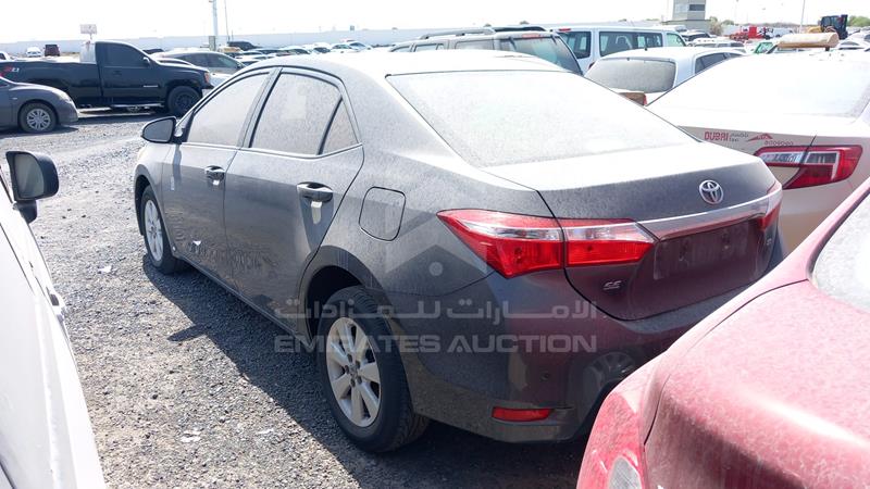 RKLBL9HE7F5236244 Auction: EmiratesAuction Lot: 408508 RKLBL9HE7F5236244 Toyota Corolla 2015 GREY Photo 8