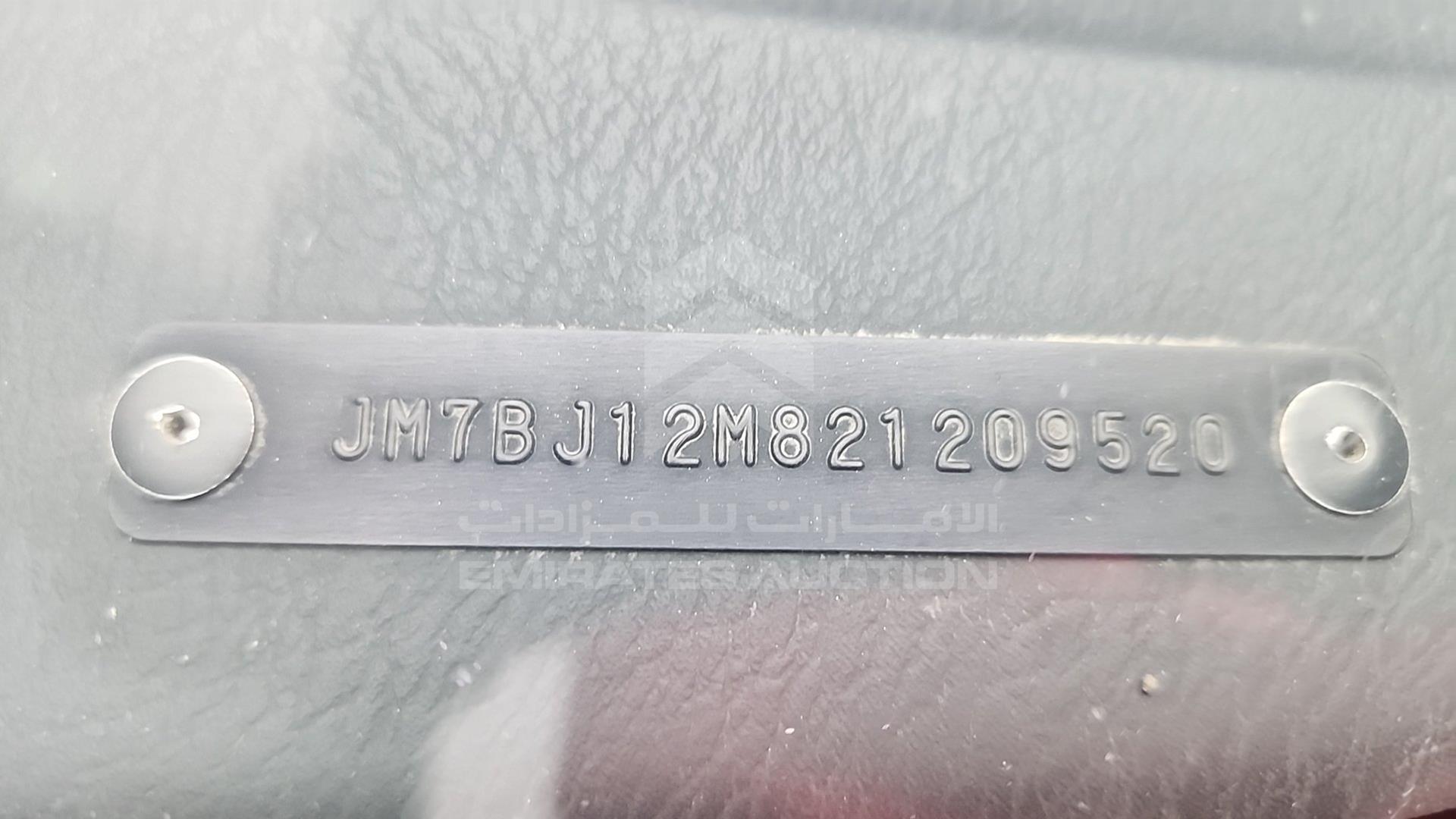 2002 MAZDA 323 VIN: JM7BJ12M821209520