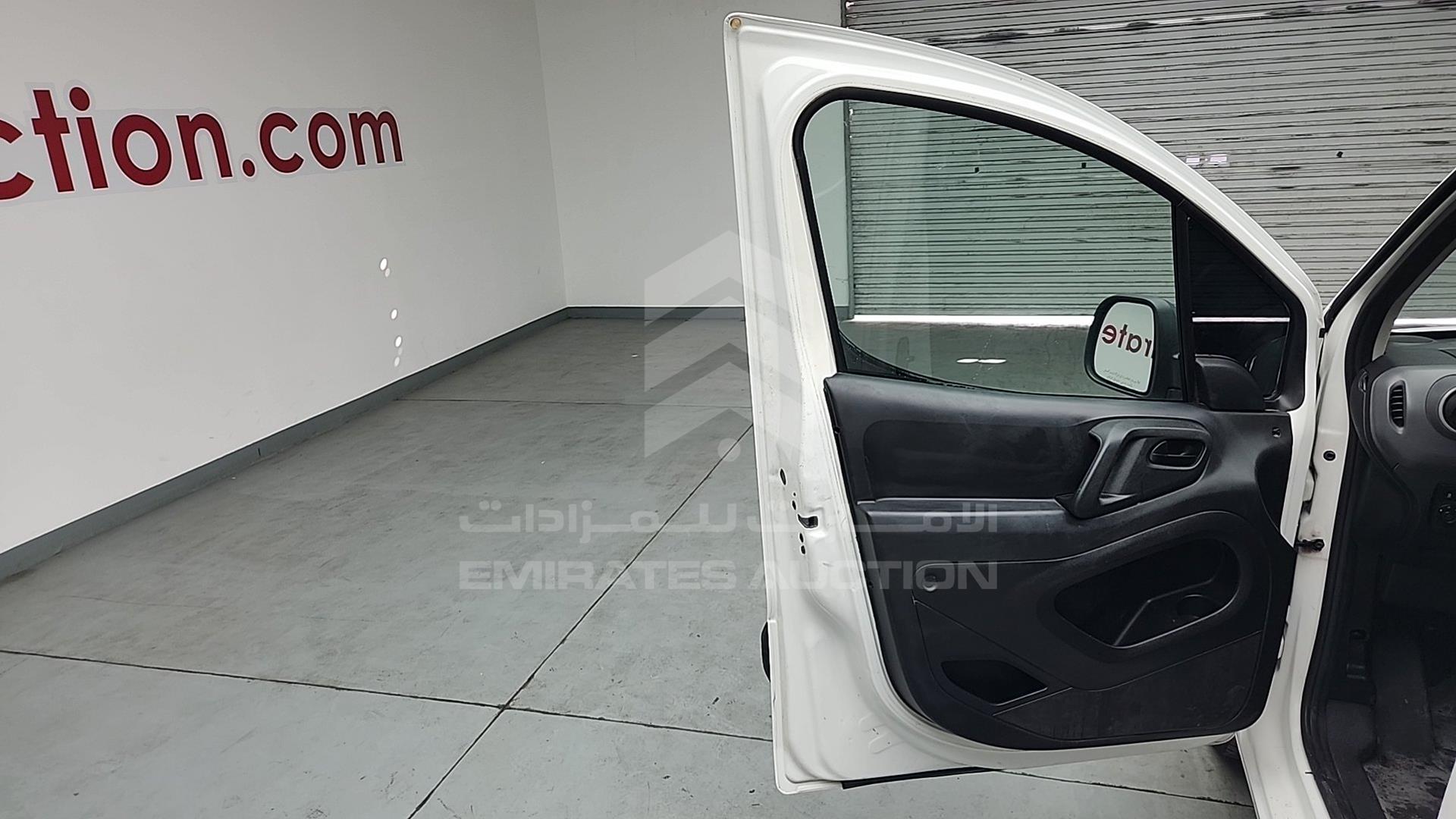 2018 PEUGEOT PATNER VIN: VF37FNFUXJJ516839