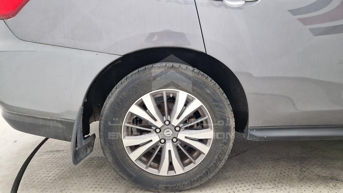 2017 Nissan Pathfinder — Rear Right Tyre — Photo 41