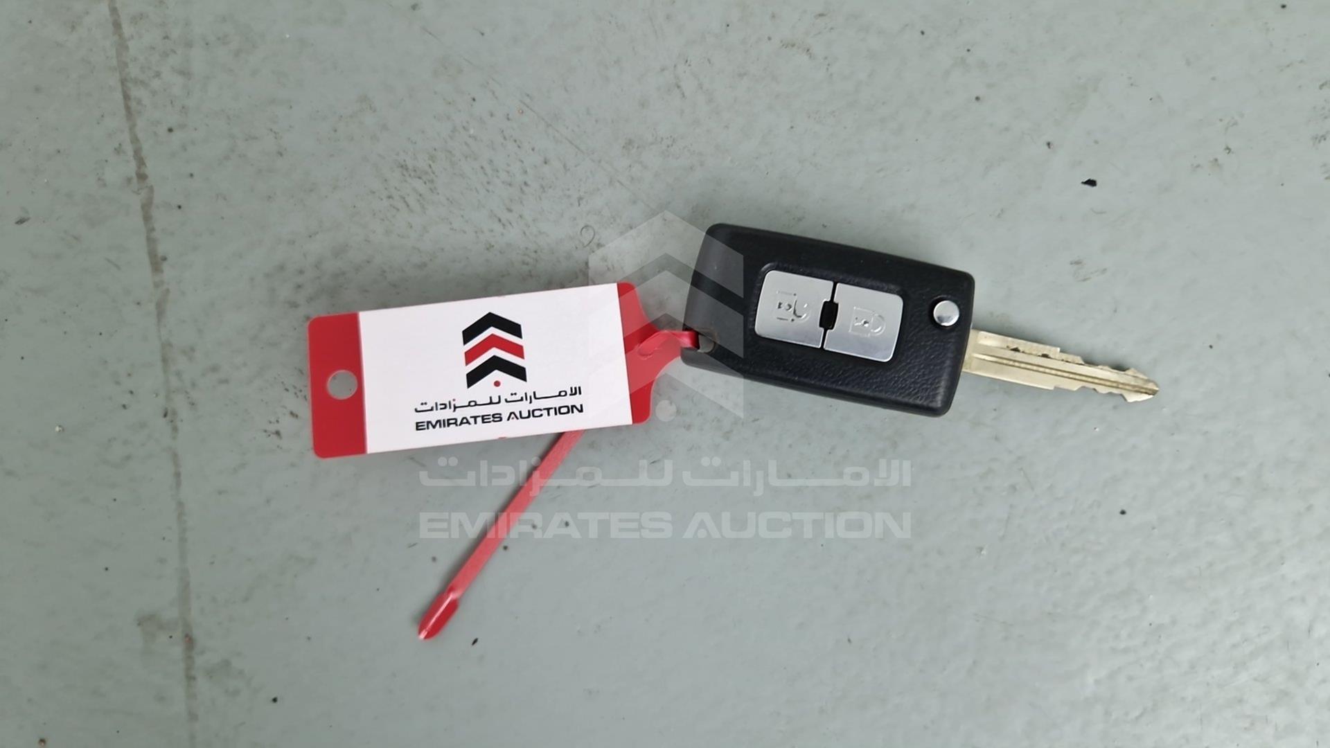 2015 MITSUBISHI PAJERO VIN: JMYLYV95WFJ711967