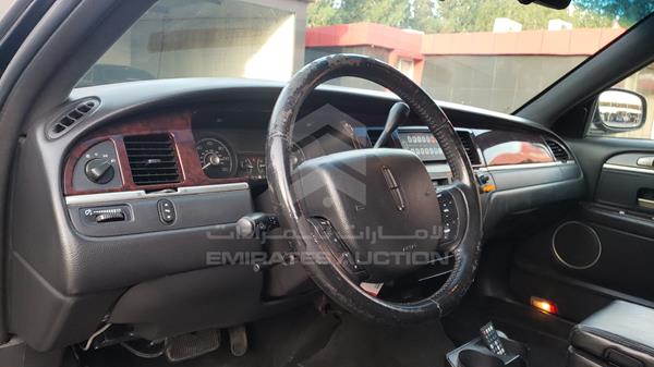 Lincoln Town 2008 2L1FM88W38X657567 Image 3