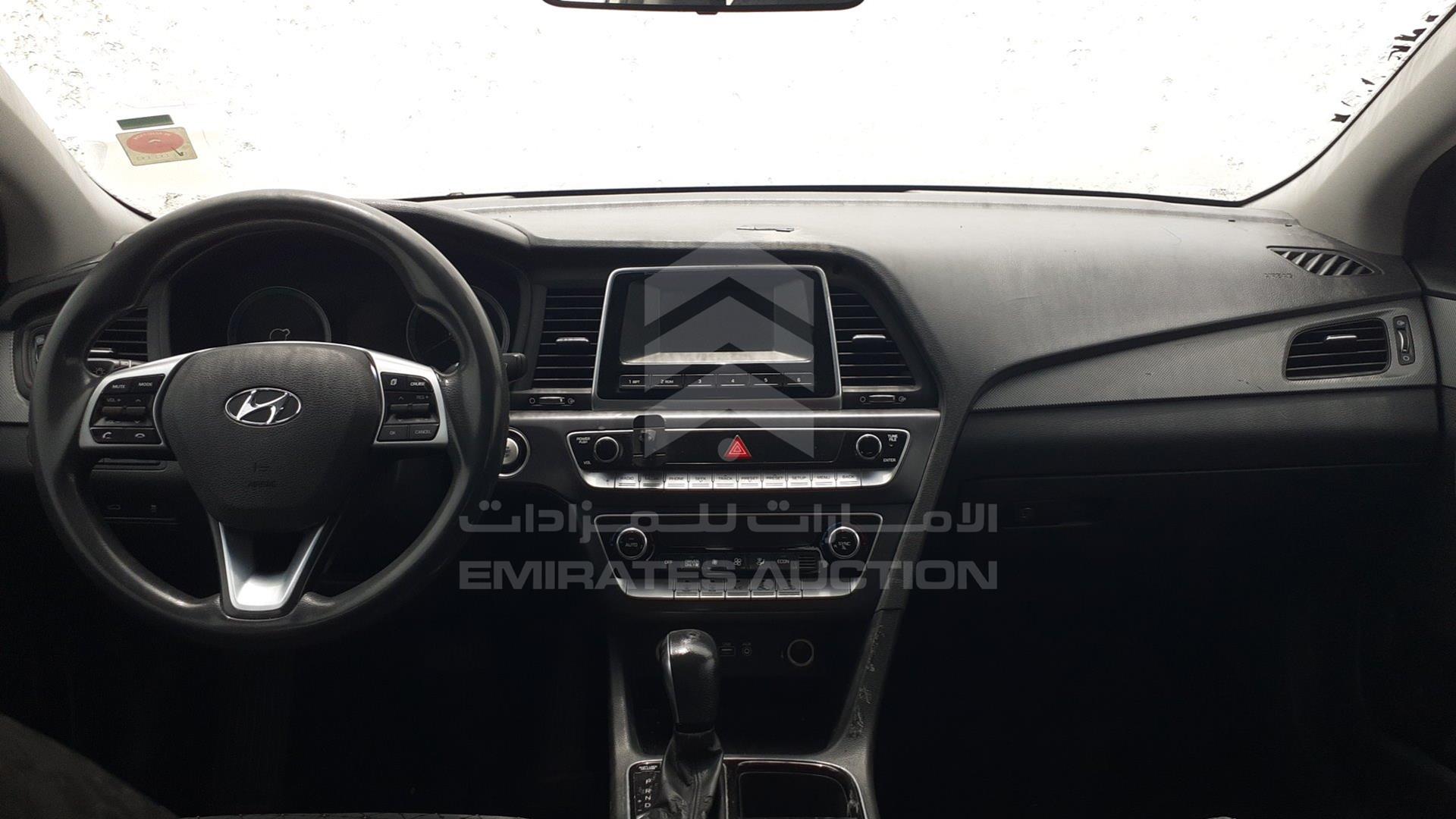 2019 HYUNDAI SONATA VIN: KMHE24130KA092672
