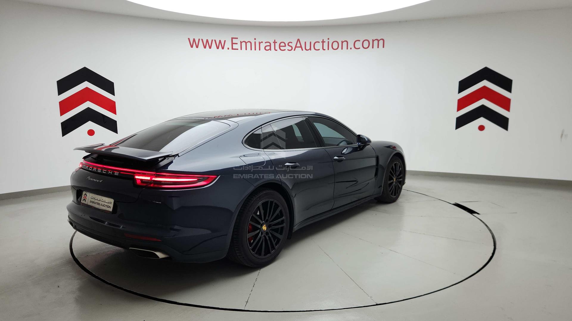 2018 PORSCHE PANAMERA VIN: WP0AA2979JL115676