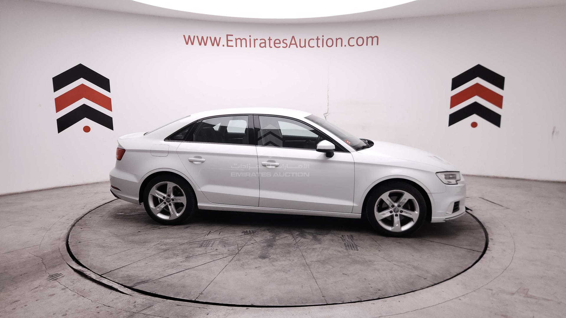 2018 AUDI A3 VIN: WAUZZZFF5J1019200