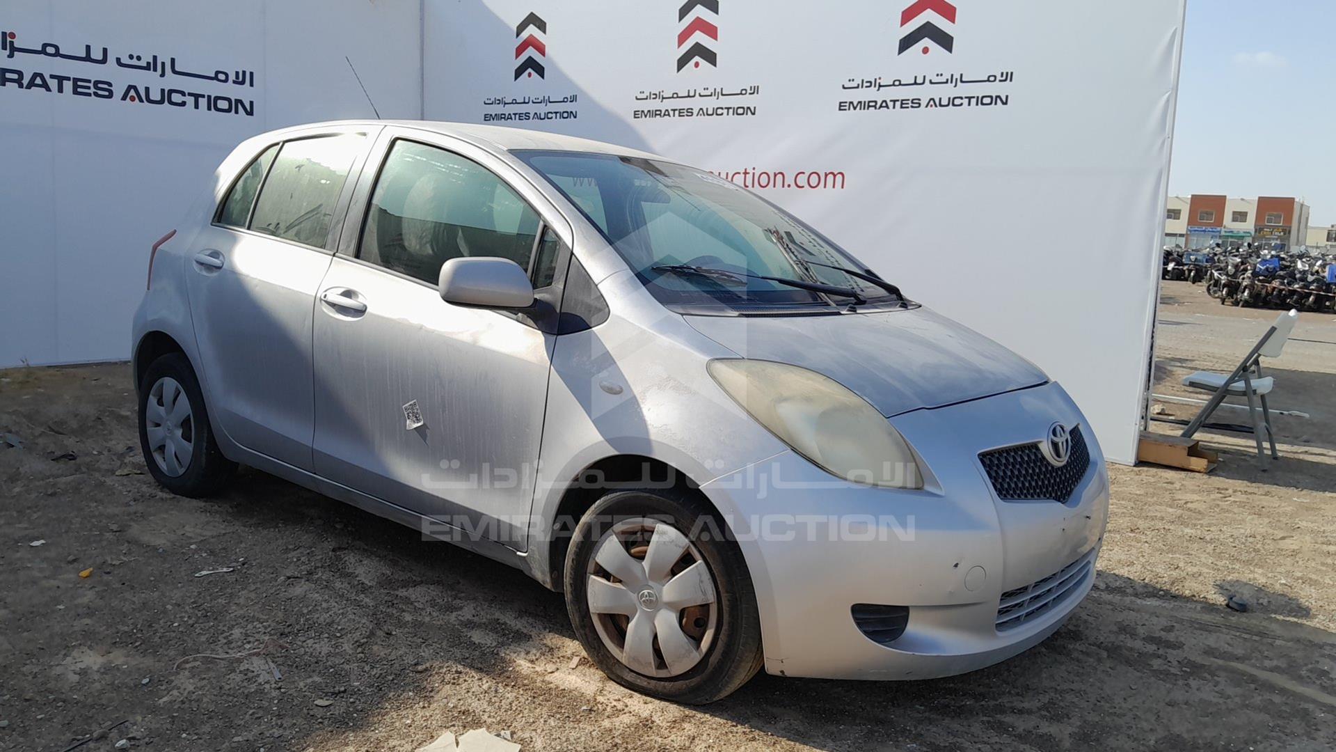 2008 TOYOTA YARIS VIN: JTDKW923585114707