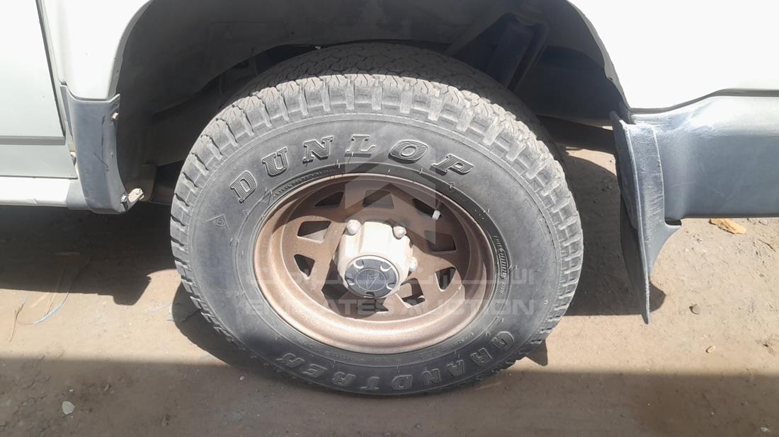 2001 Daihatsu Rocky — Rear Left Tyre — Photo 28