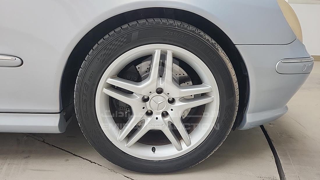 2002 Mercedes S 55 AMG — Front Right Tyre — Photo 32
