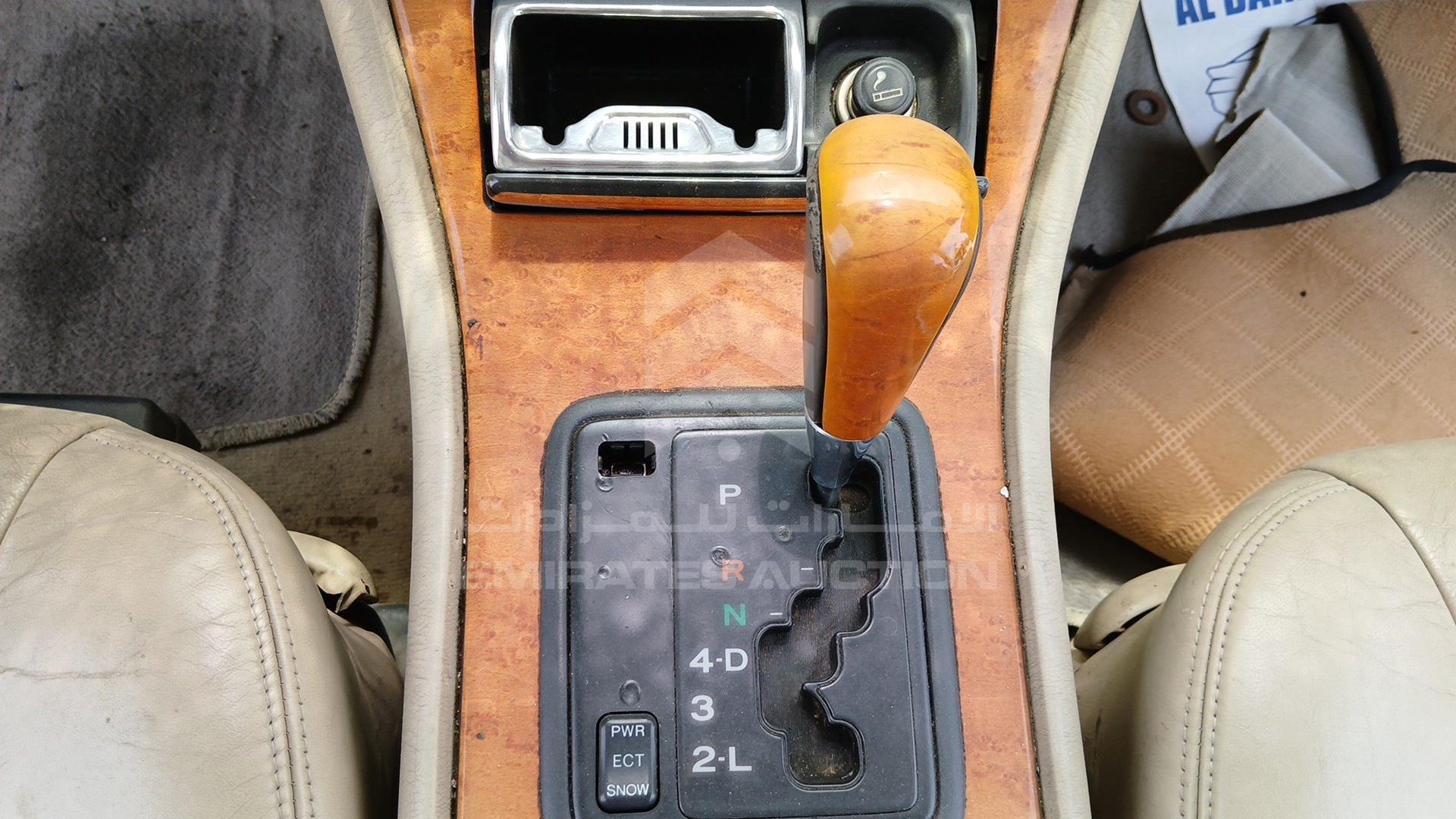 2000 LEXUS LS400 VIN: JT8BH28F0Y0176465