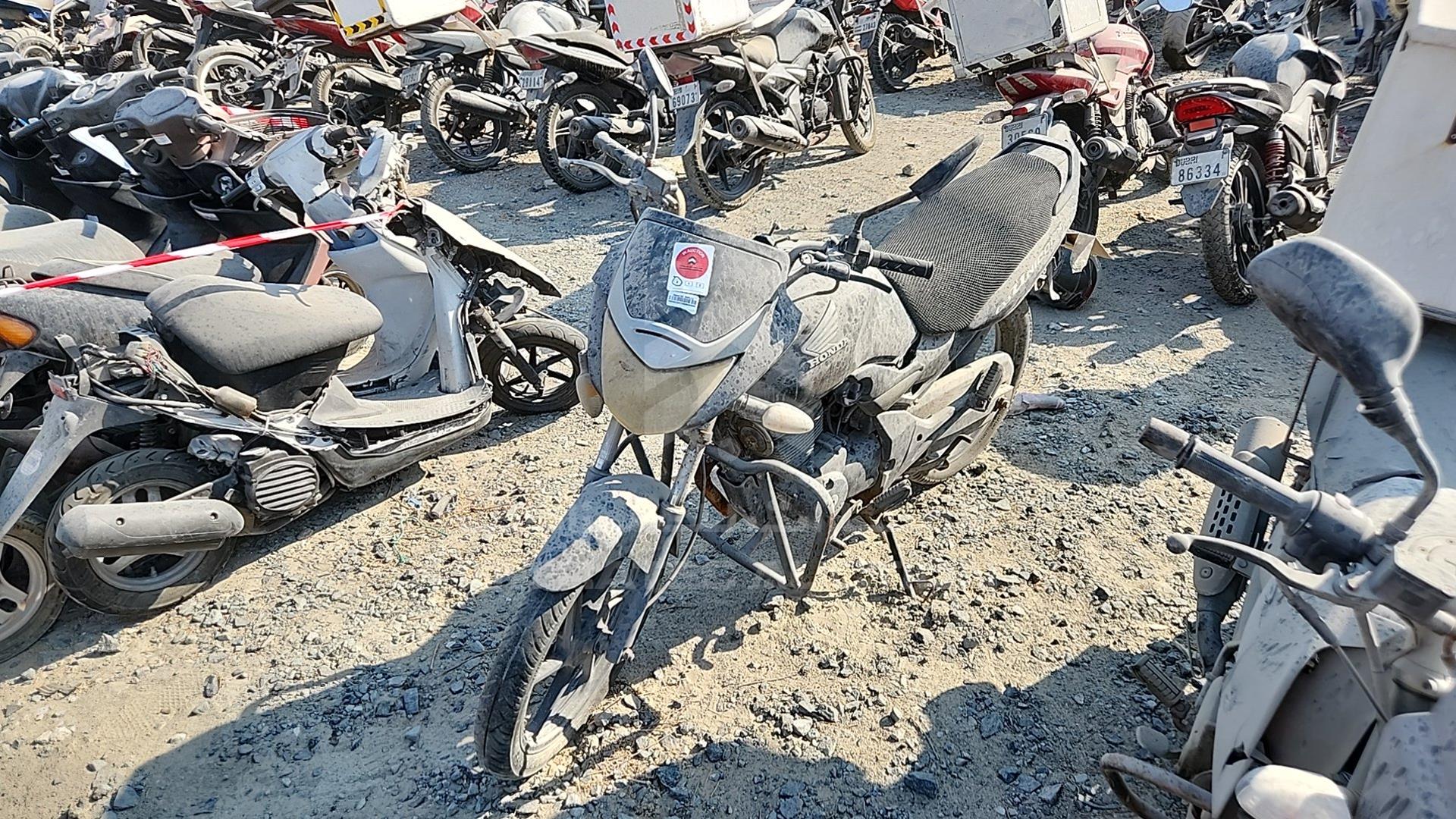 2013 HONDA CBF 150 VIN: ME4KC09CHD8544959