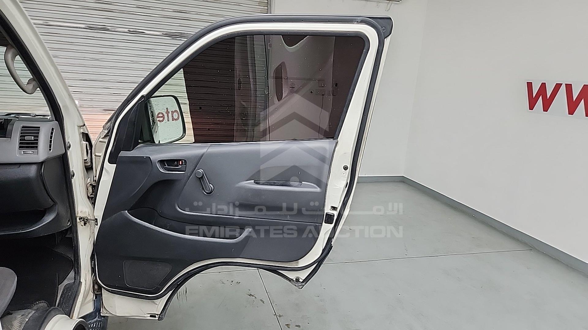2013 TOYOTA HIACE VIN: JTGSX22P1D6139909