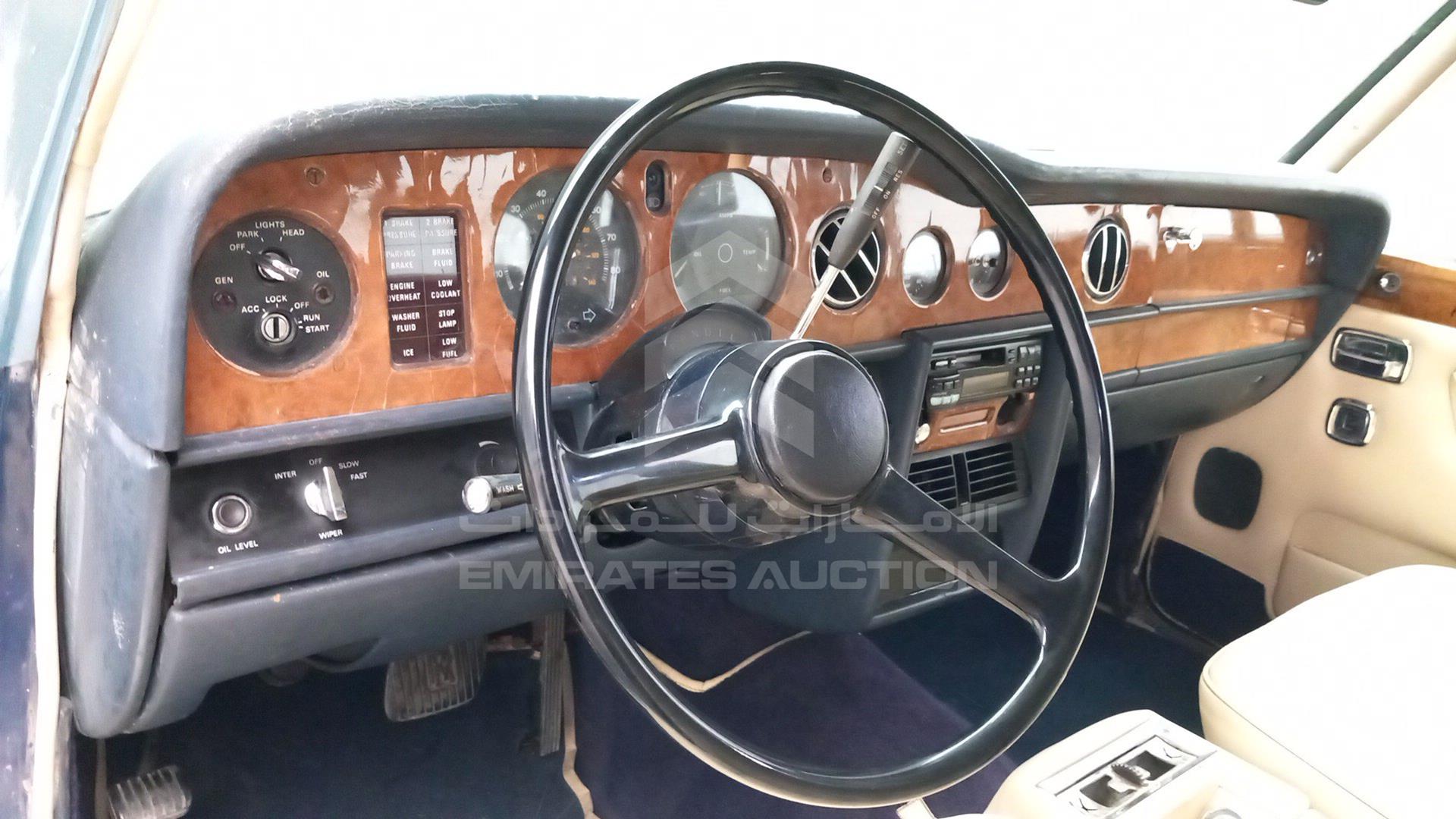 1980 ROLLS-ROYCE SILVER SHADOW VIN: SRL40372