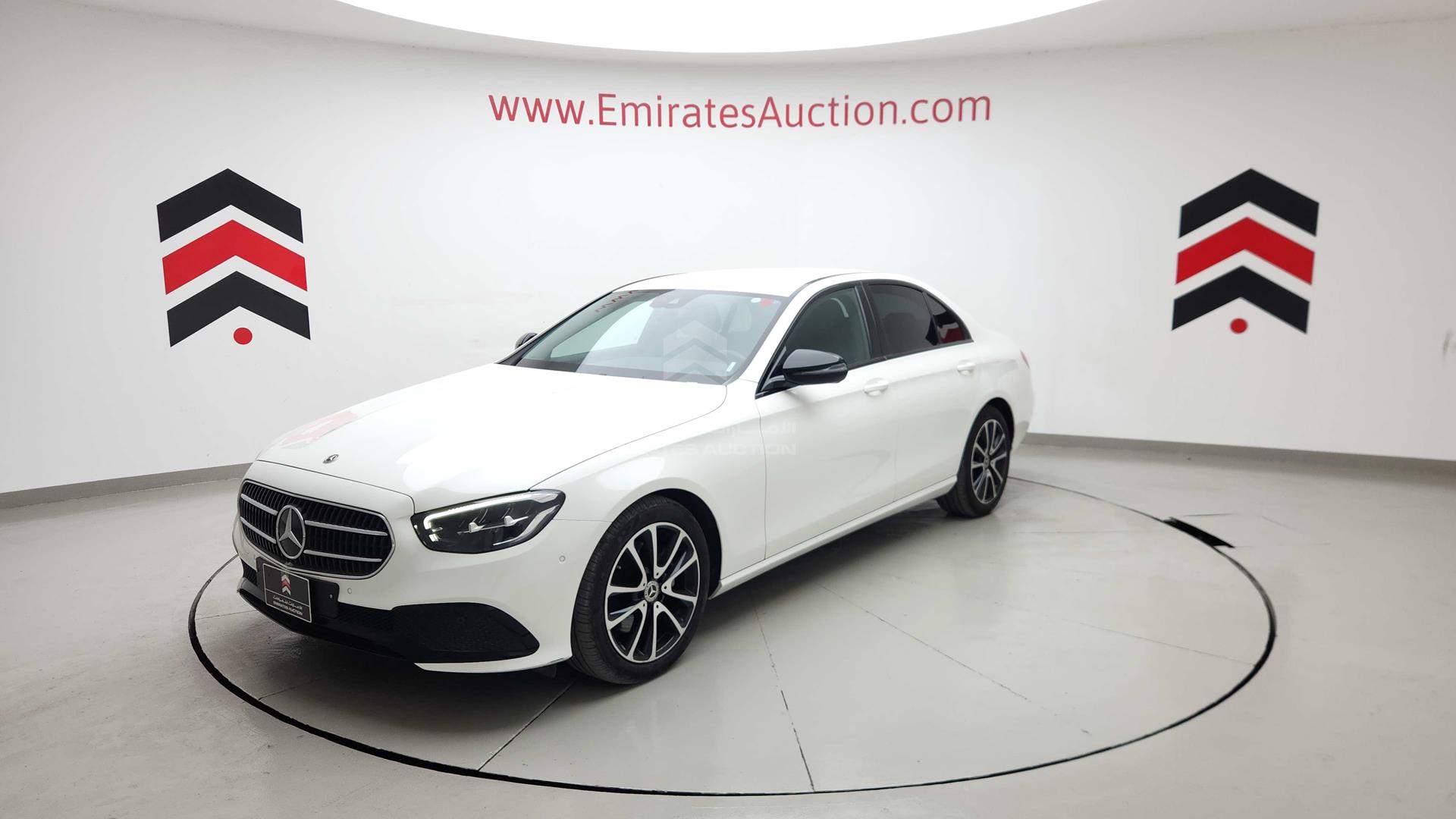 2022 MERCEDES E220 D VIN: W1K2130041B007348