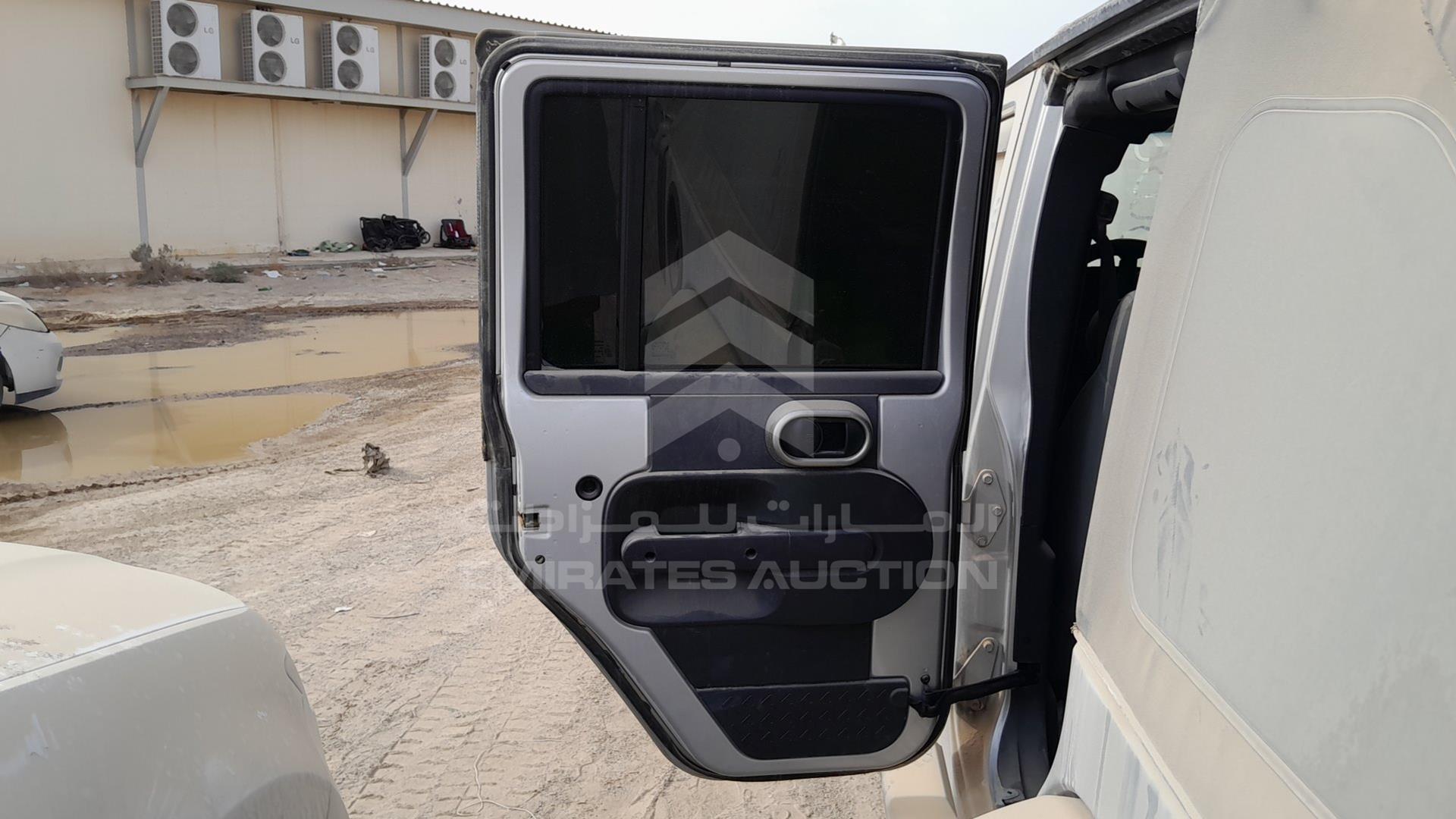 2008 JEEP WRANGLER / VIN: 1J4GA39128L616991