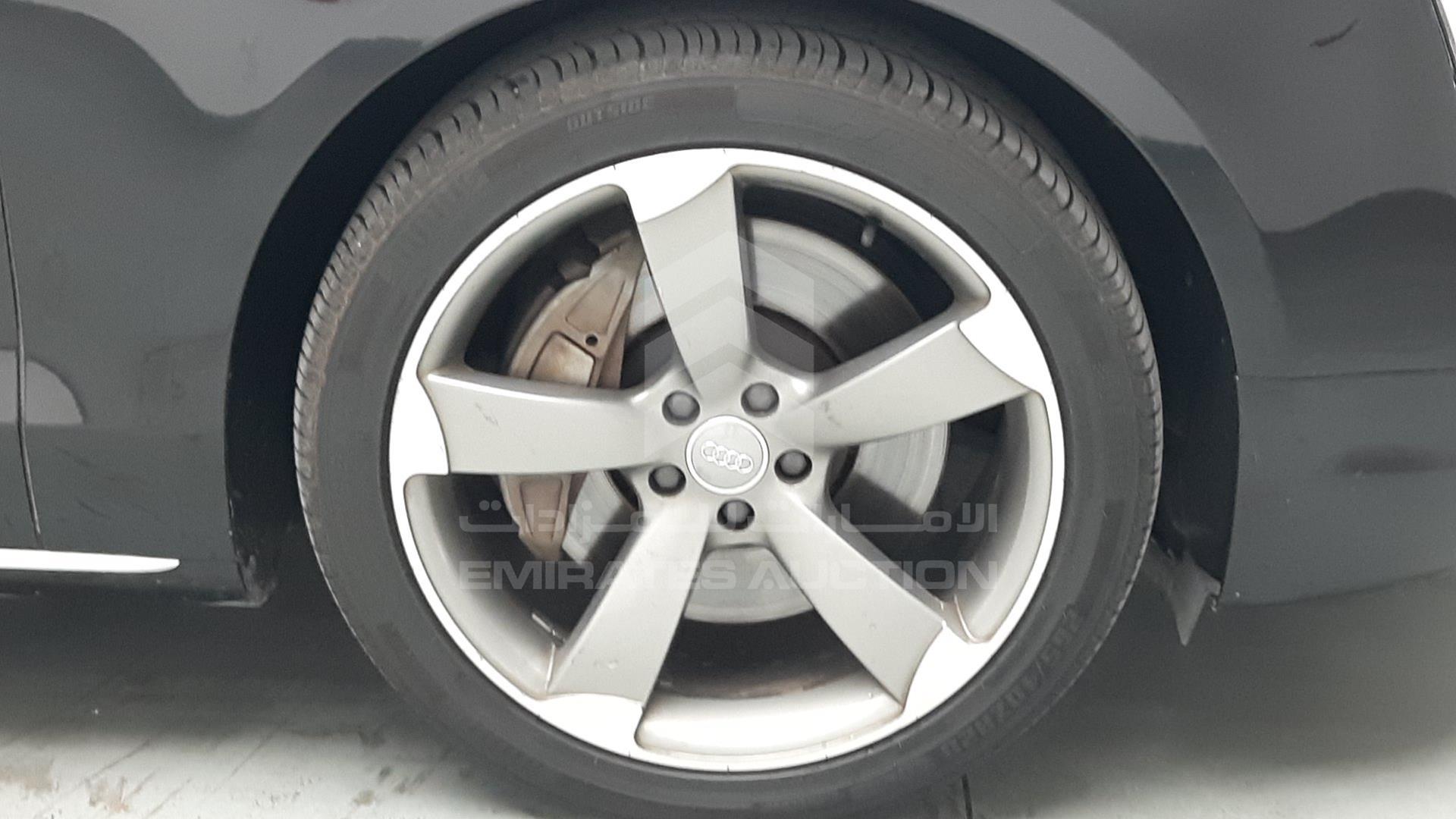 2011 AUDI A8 VIN: WAURVB4HXBN007397