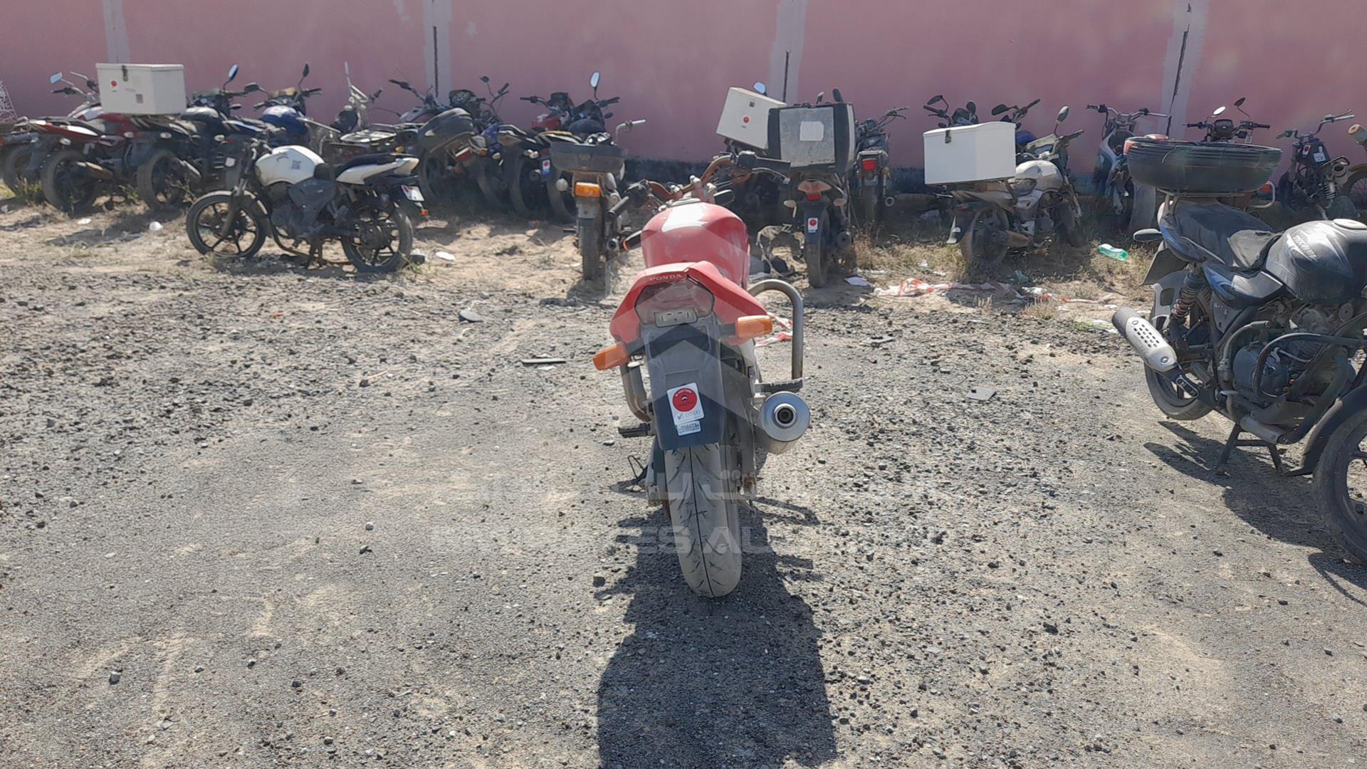 2005 HONDA 250 CB VIN: 9C2MC35005R501119