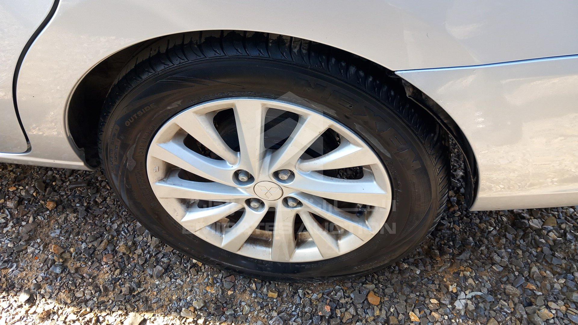 2019 MITSUBISHI ATTRAGE VIN: MMDAF26J2KH007083