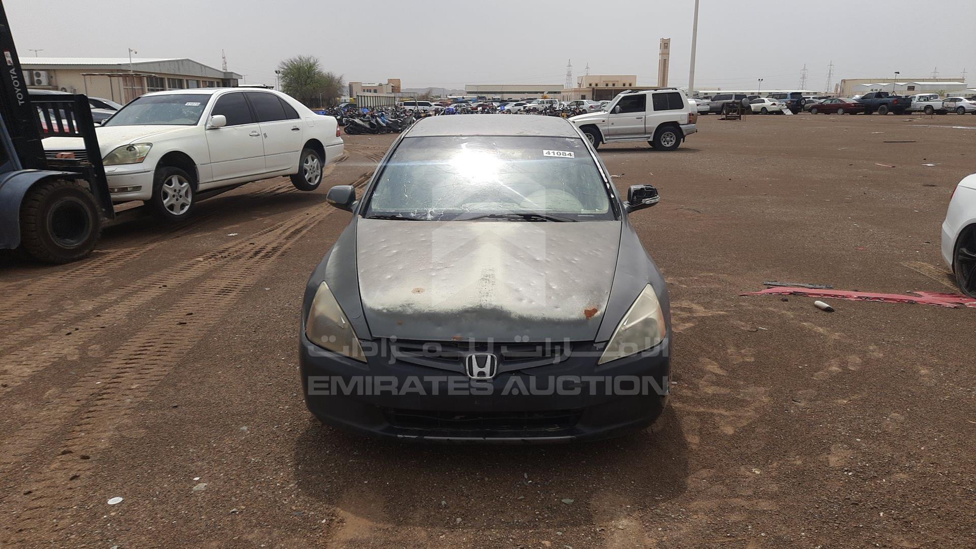 2005 HONDA ACCORD VIN: JHMCM56595C400192
