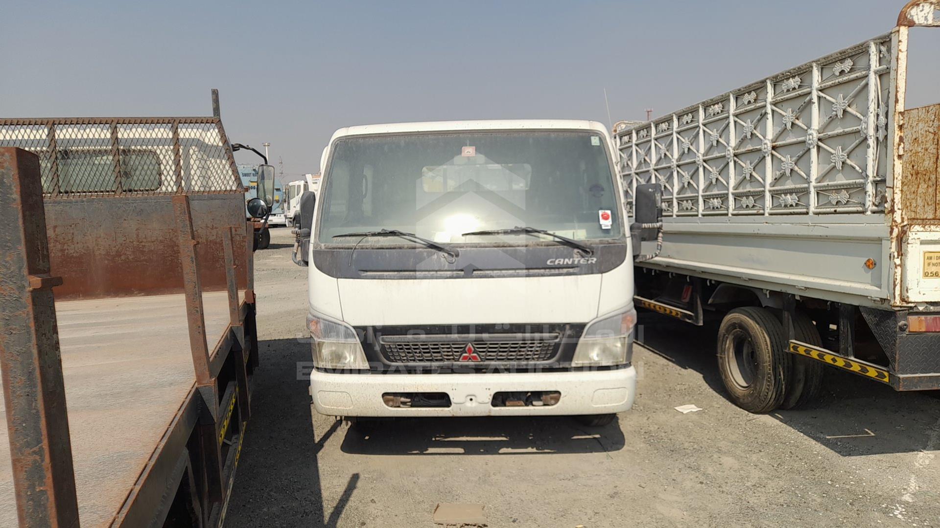 2015 MITSUBISHI CANTER VIN: JL7B6E1P2FK024722