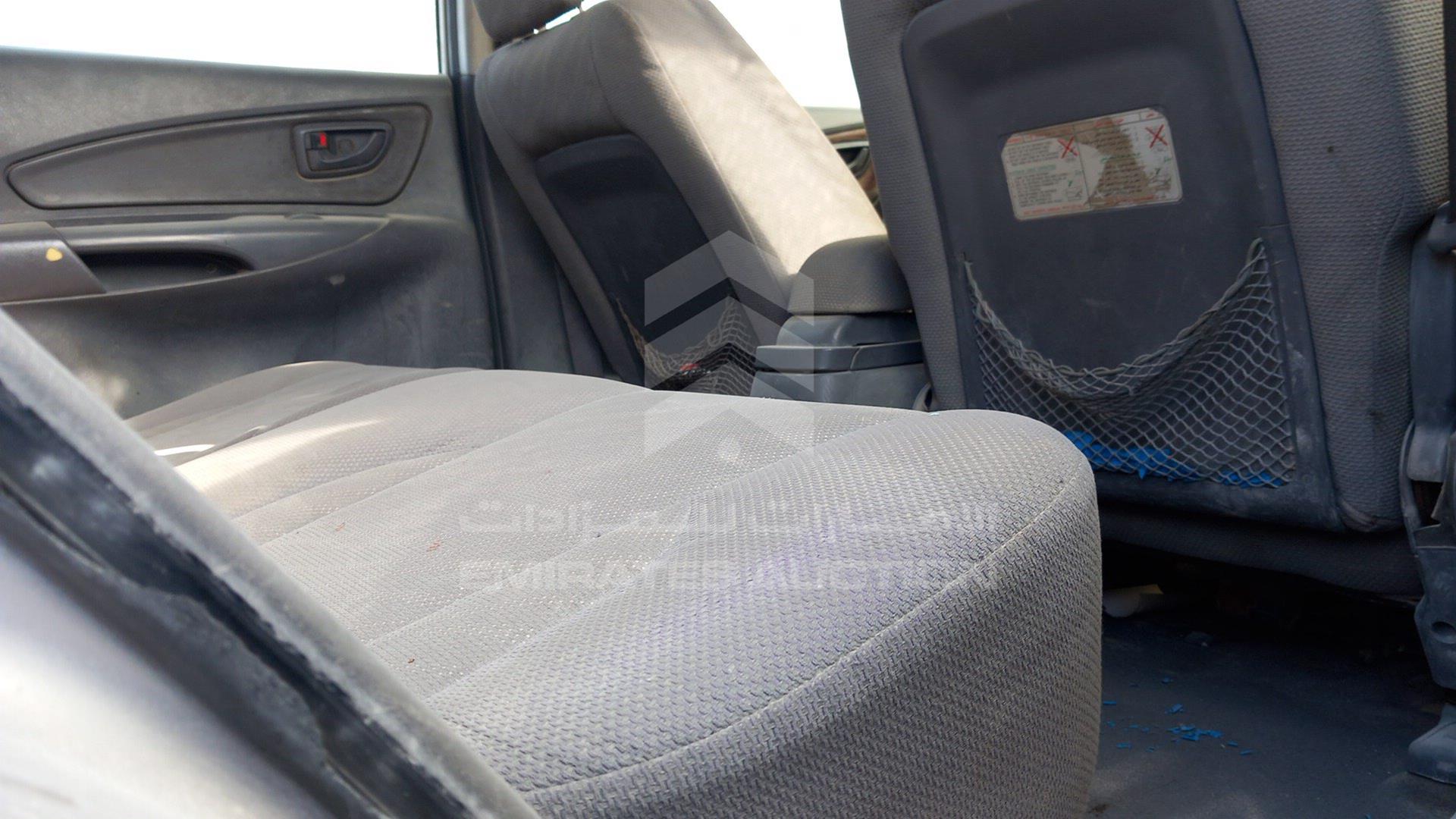2005 HYUNDAI TUCSON VIN: KMHJM81D85U123274