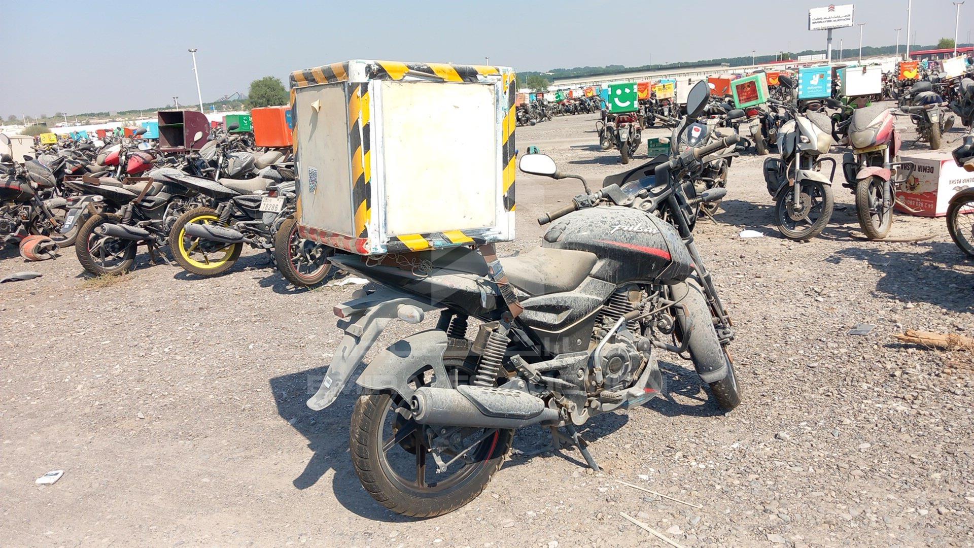 2022 BAJAJ PULSAR 150 VIN: MD2A11CX8NCM76657