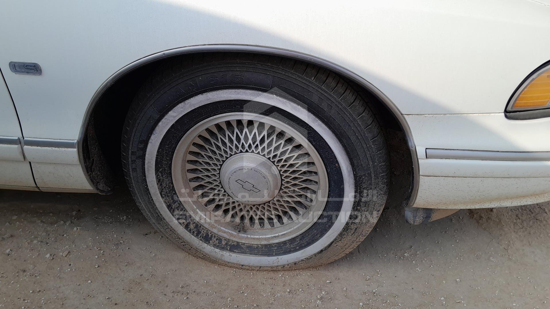 0 CHEVROLET CAPRICE VIN: 1G1BN53EXPR125486