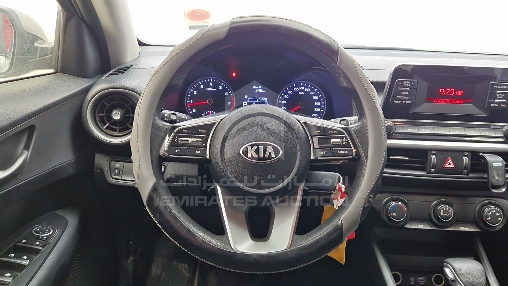 2020 KIA CERATO VIN: KNAF24168L5862692