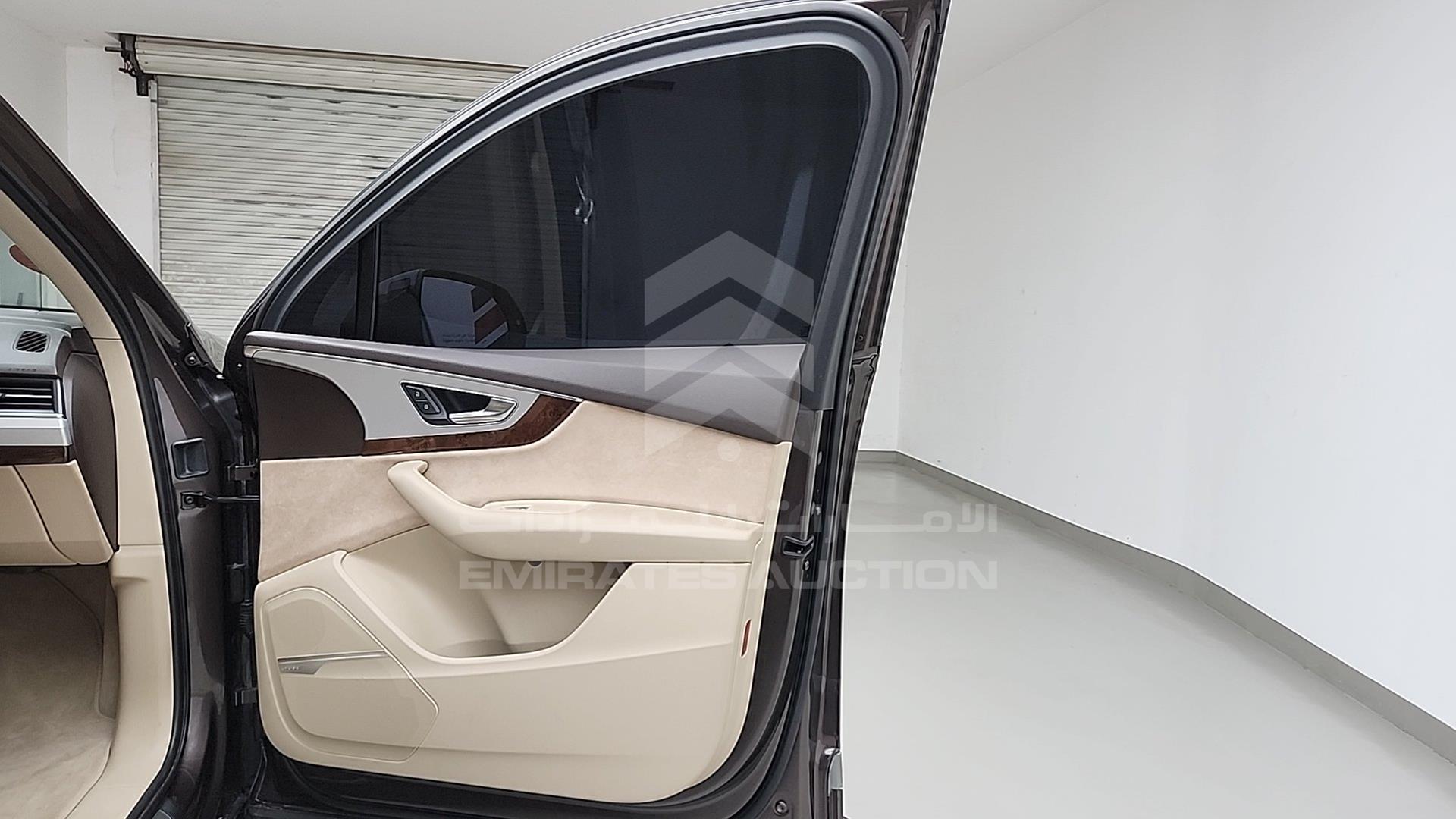 2018 AUDI Q7 VIN: WA1ZZZF72JD004402