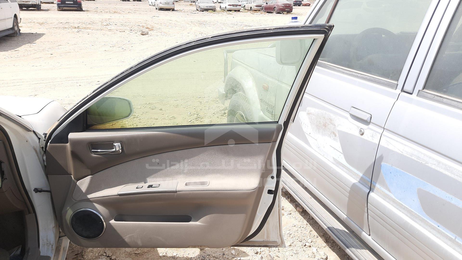 2005 NISSAN ALTIMA VIN: 1N4AL11D95C324594